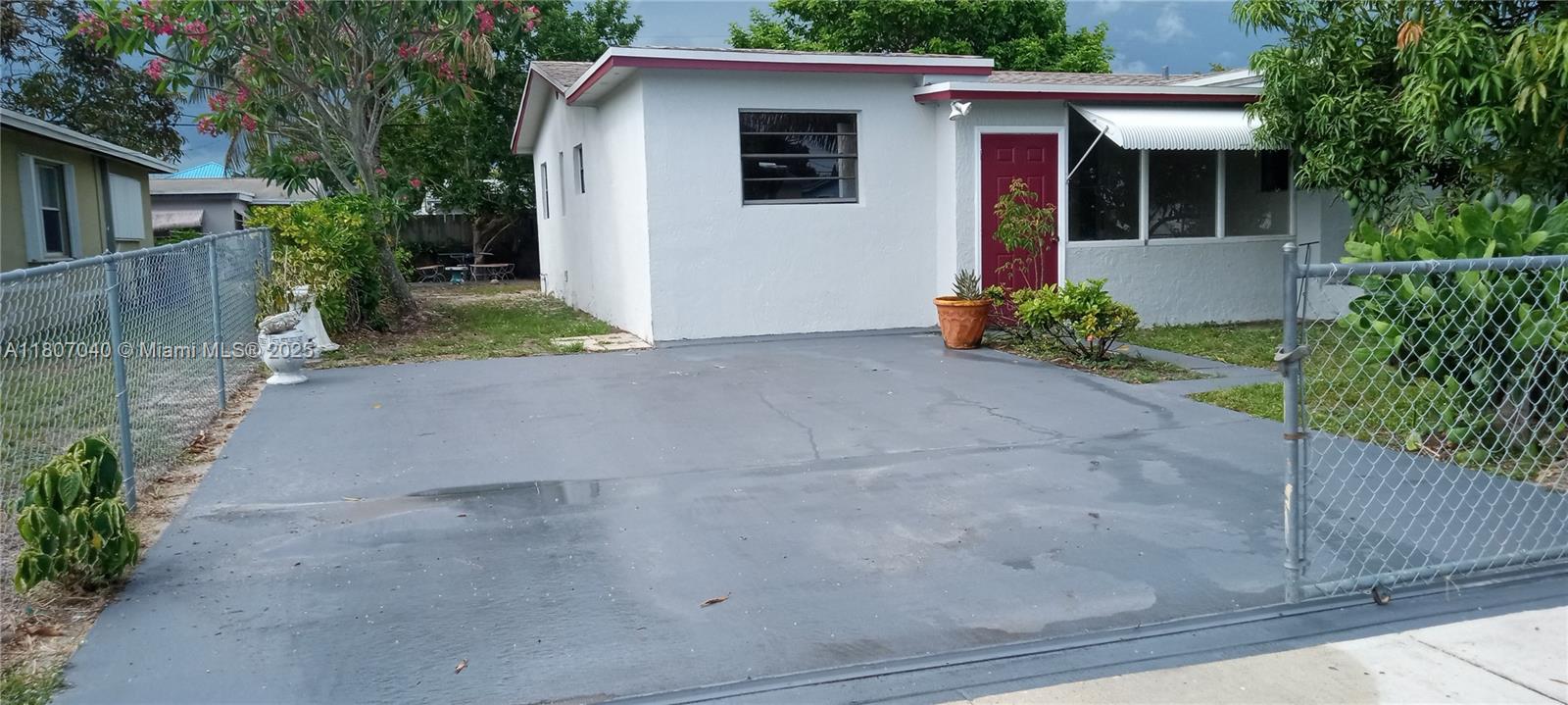 3161 Nw 5th St, Lauderhill, Miami-Dade County, Florida - 3 Bedrooms  
3 Bathrooms - 