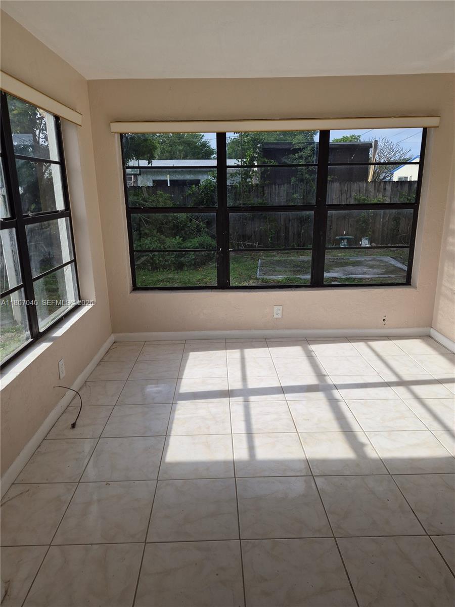 WESTGATE HGTS - Residential