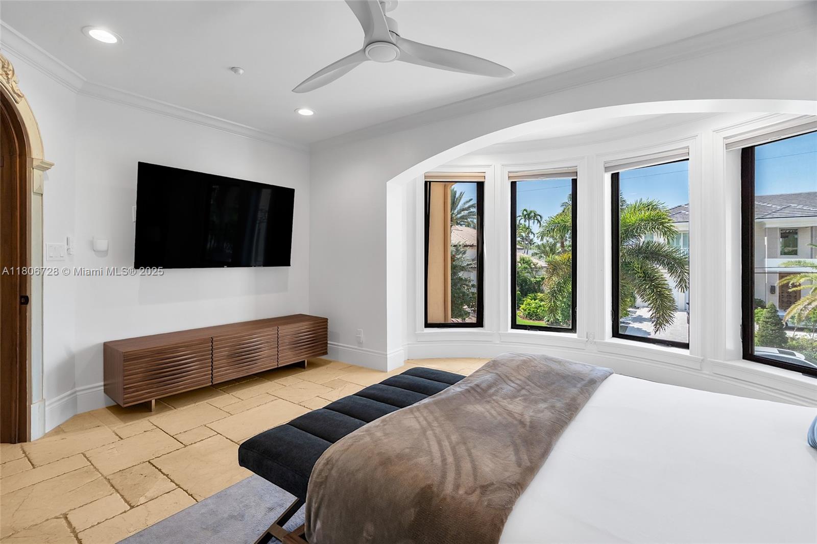 DELRAY BEACH SHORES - Residential