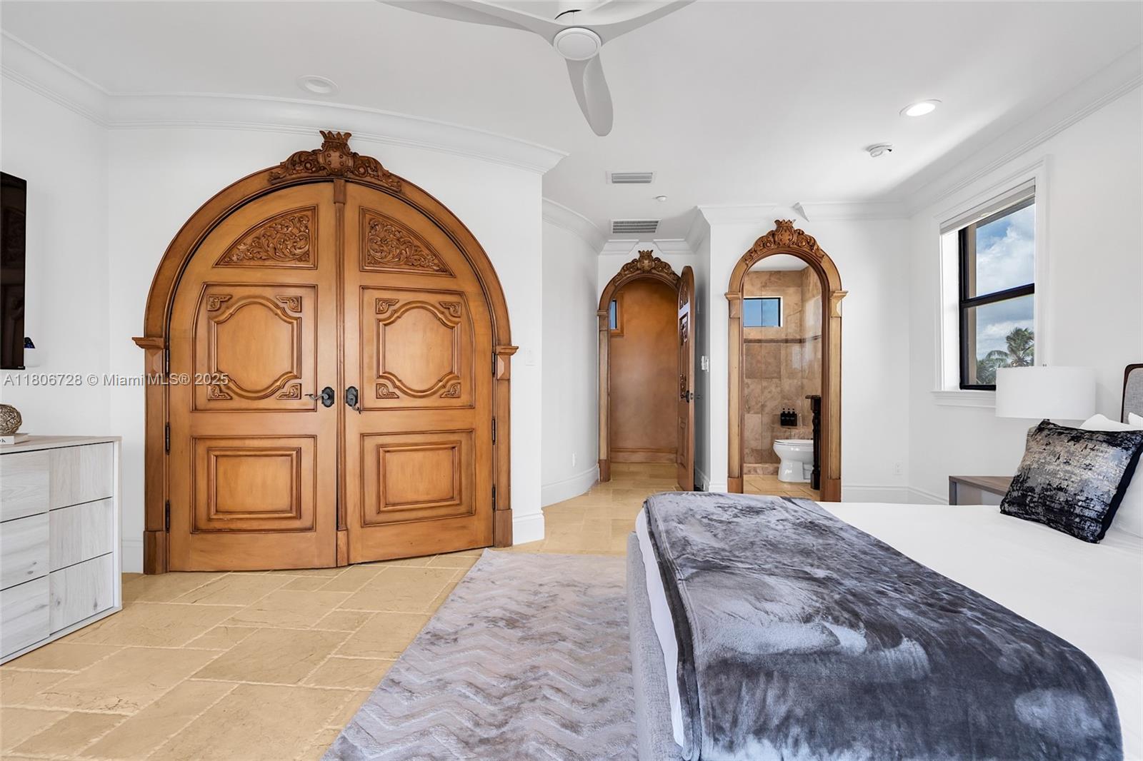 DELRAY BEACH SHORES - Residential