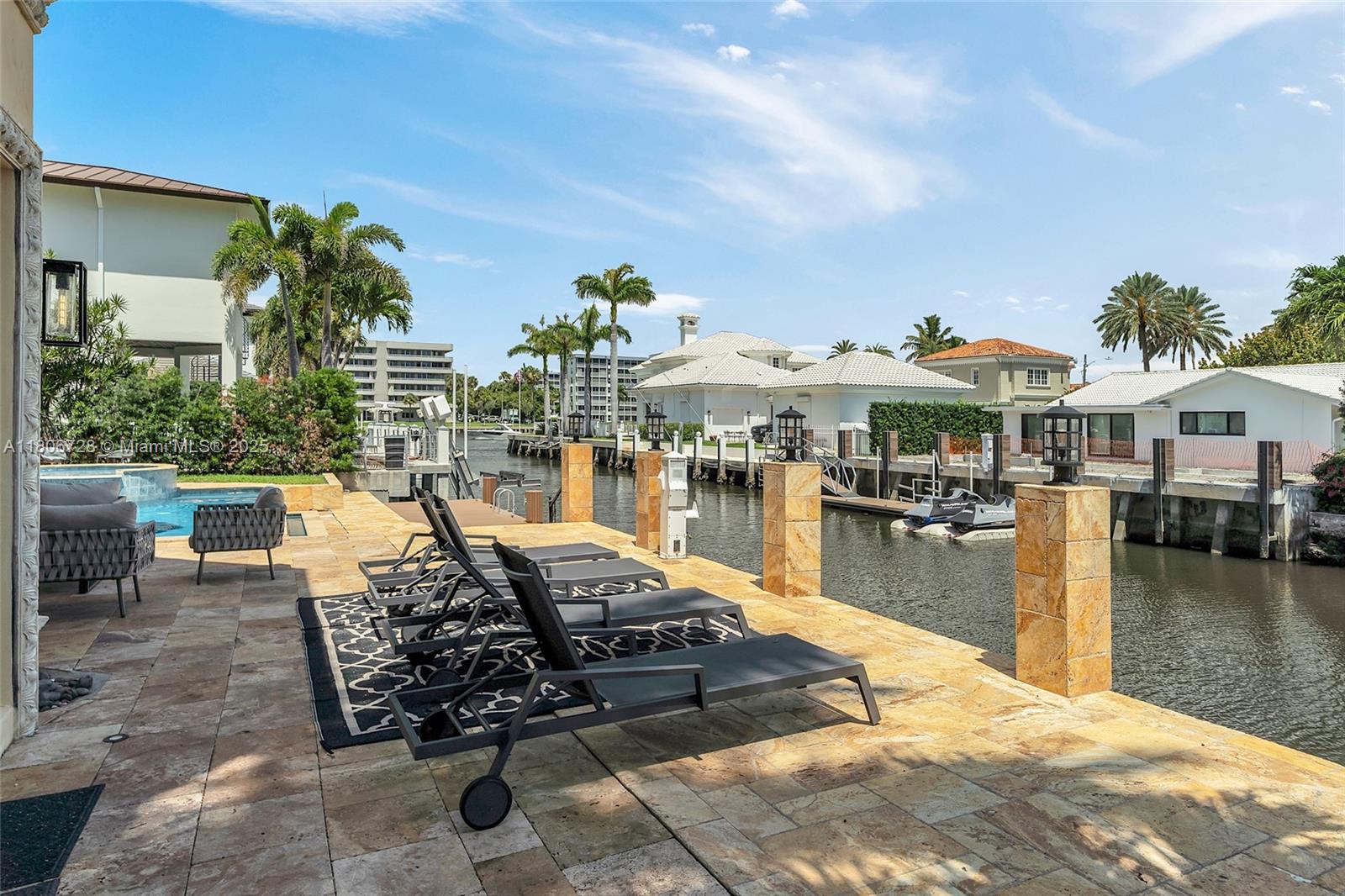 DELRAY BEACH SHORES - Residential