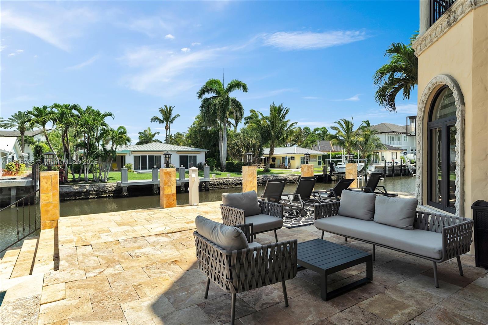 DELRAY BEACH SHORES - Residential