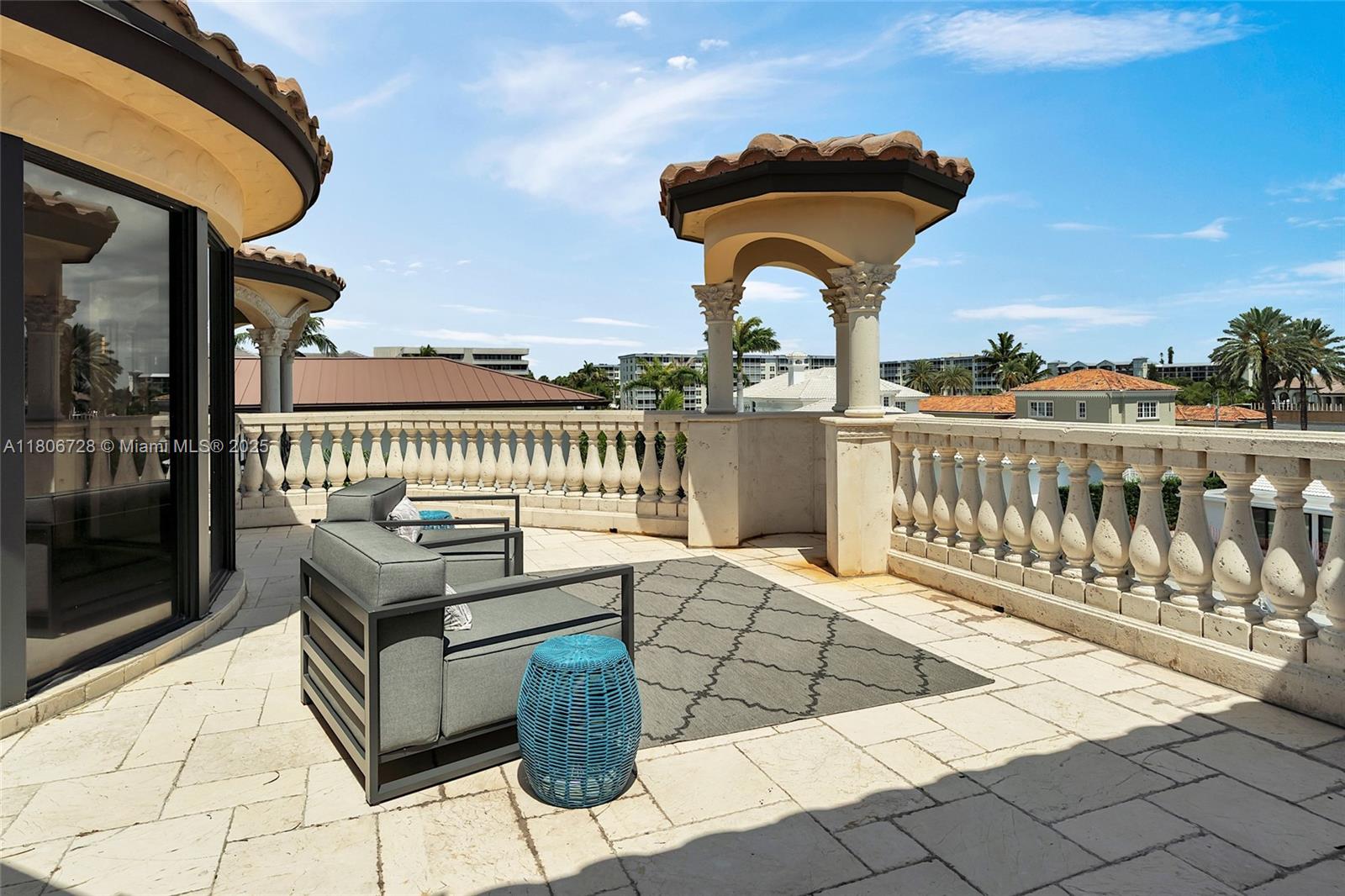 DELRAY BEACH SHORES - Residential