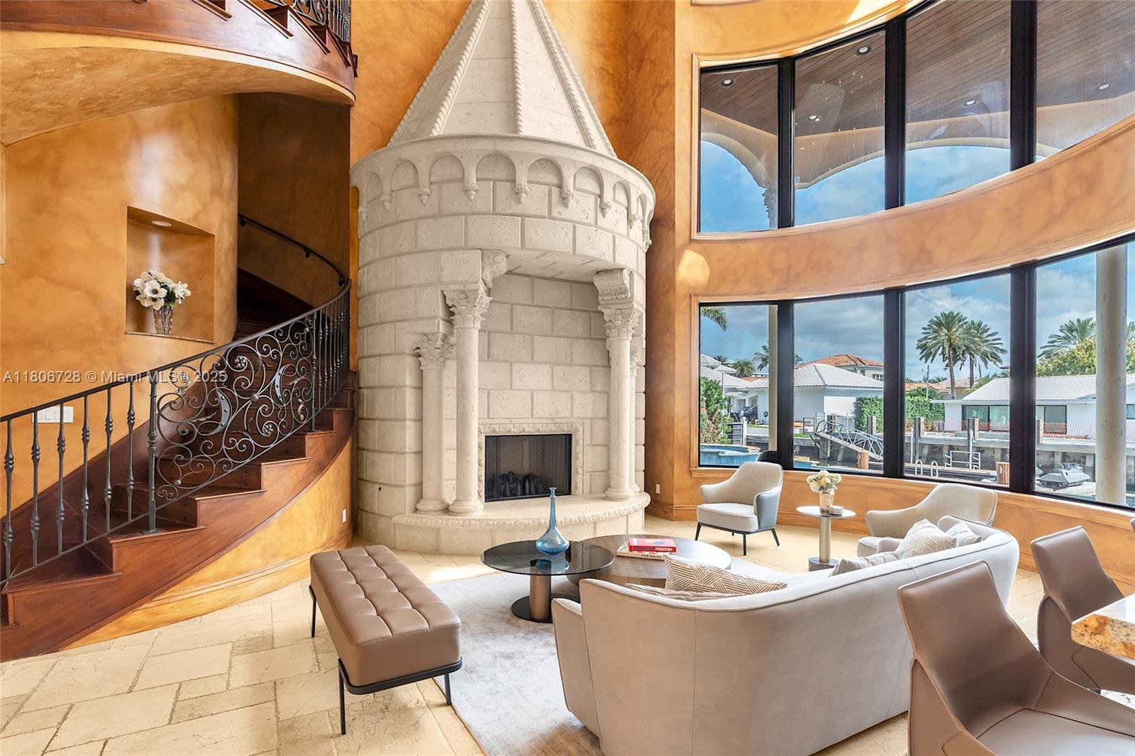 DELRAY BEACH SHORES - Residential