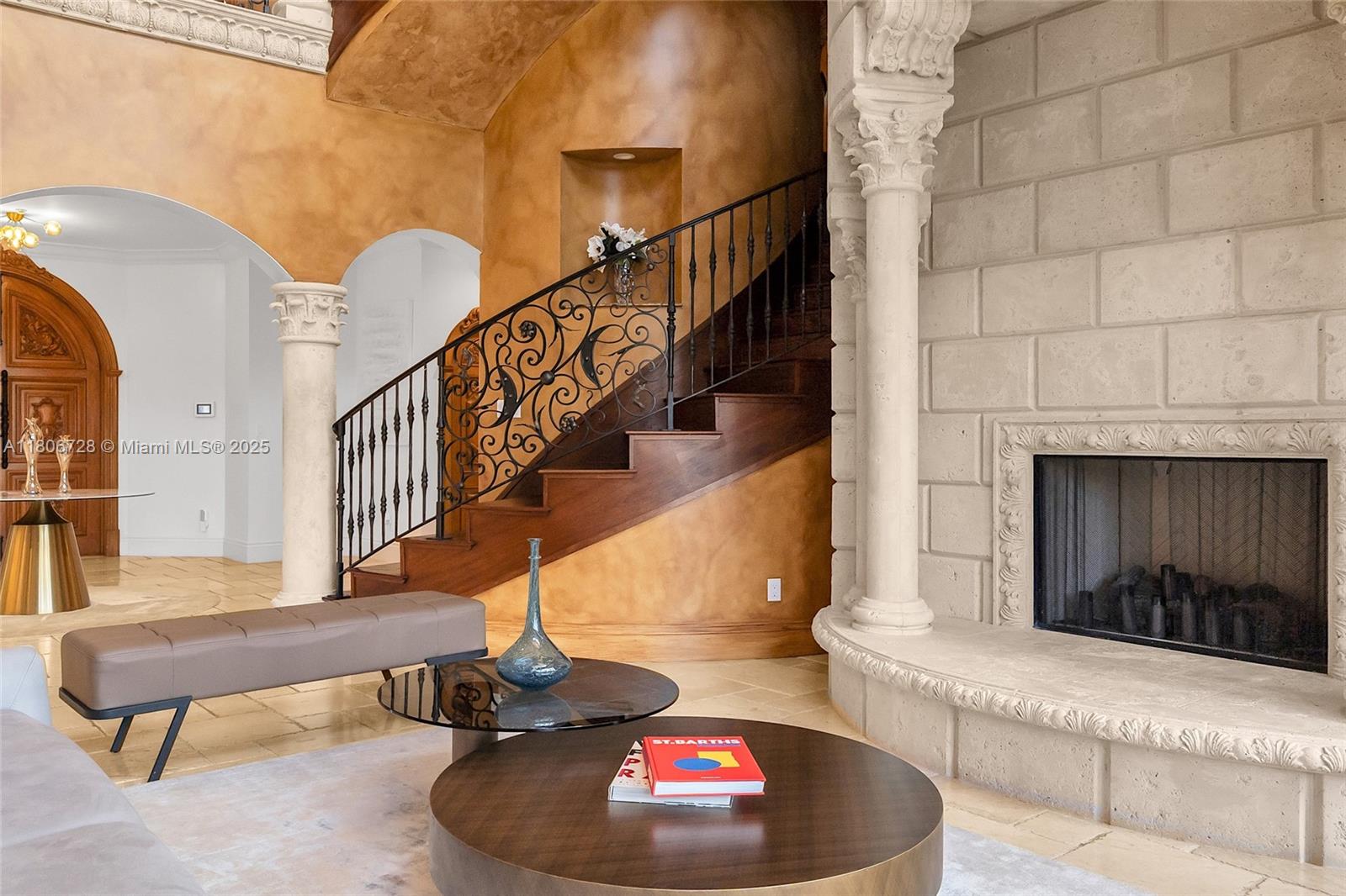 DELRAY BEACH SHORES - Residential