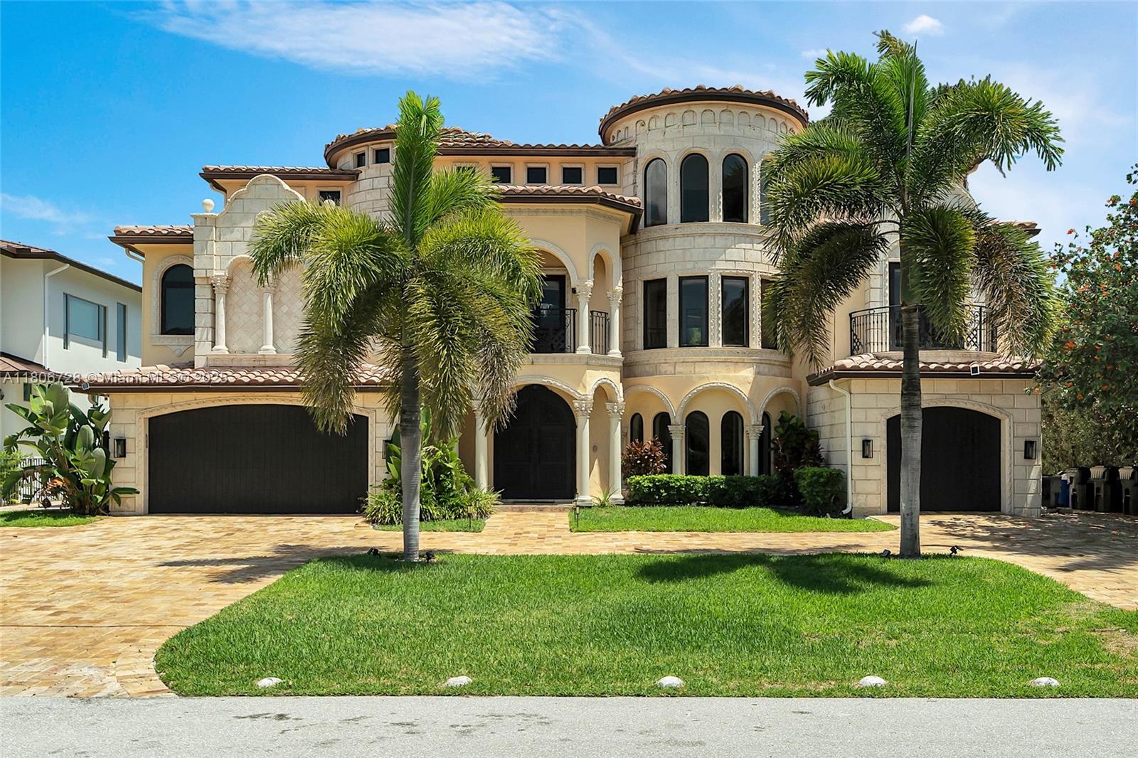 DELRAY BEACH SHORES - Residential