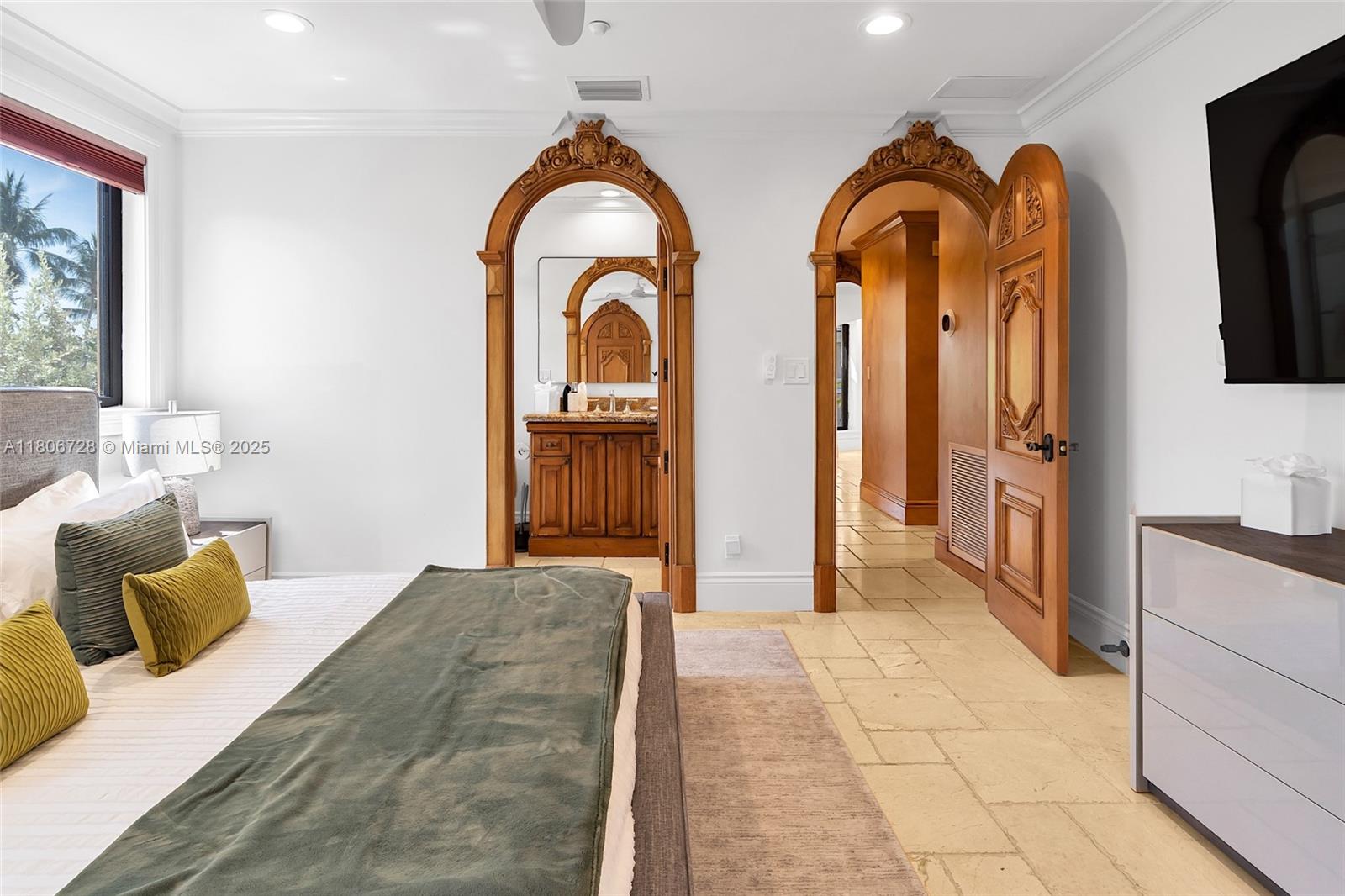 DELRAY BEACH SHORES - Residential