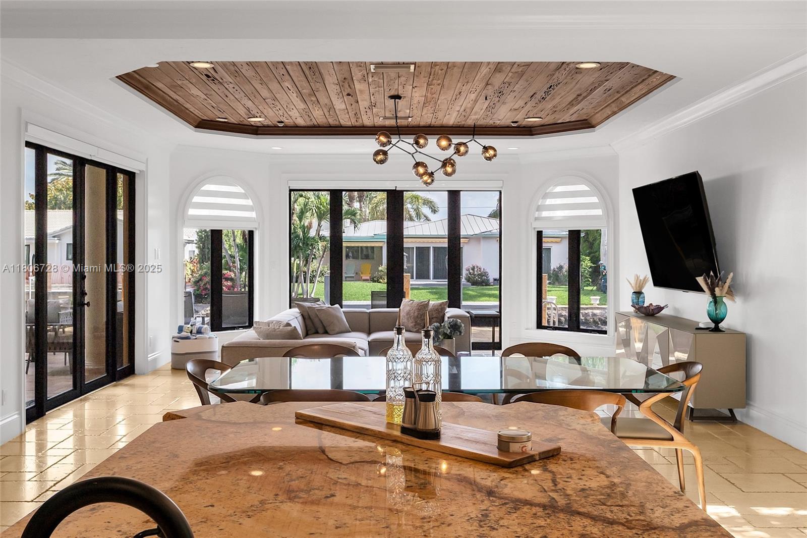 DELRAY BEACH SHORES - Residential