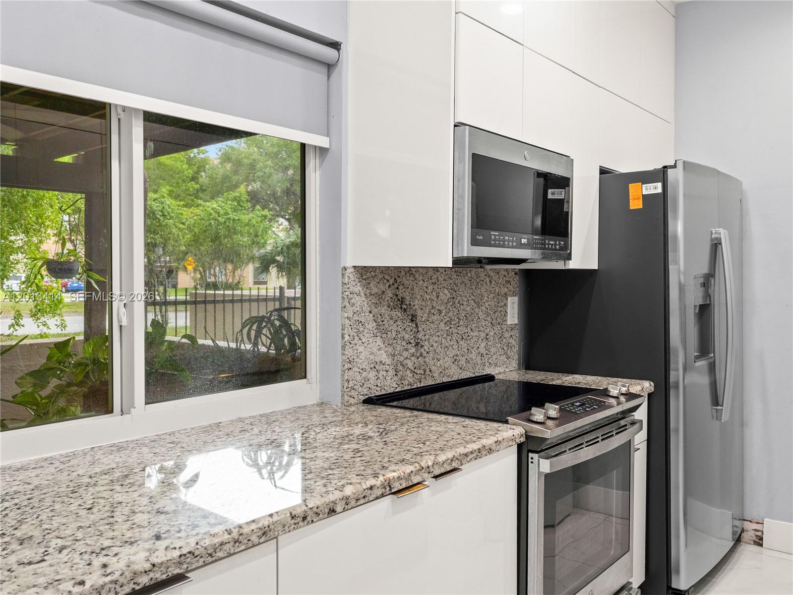OAKVIEW CONDO NO 2 - Residential Lease