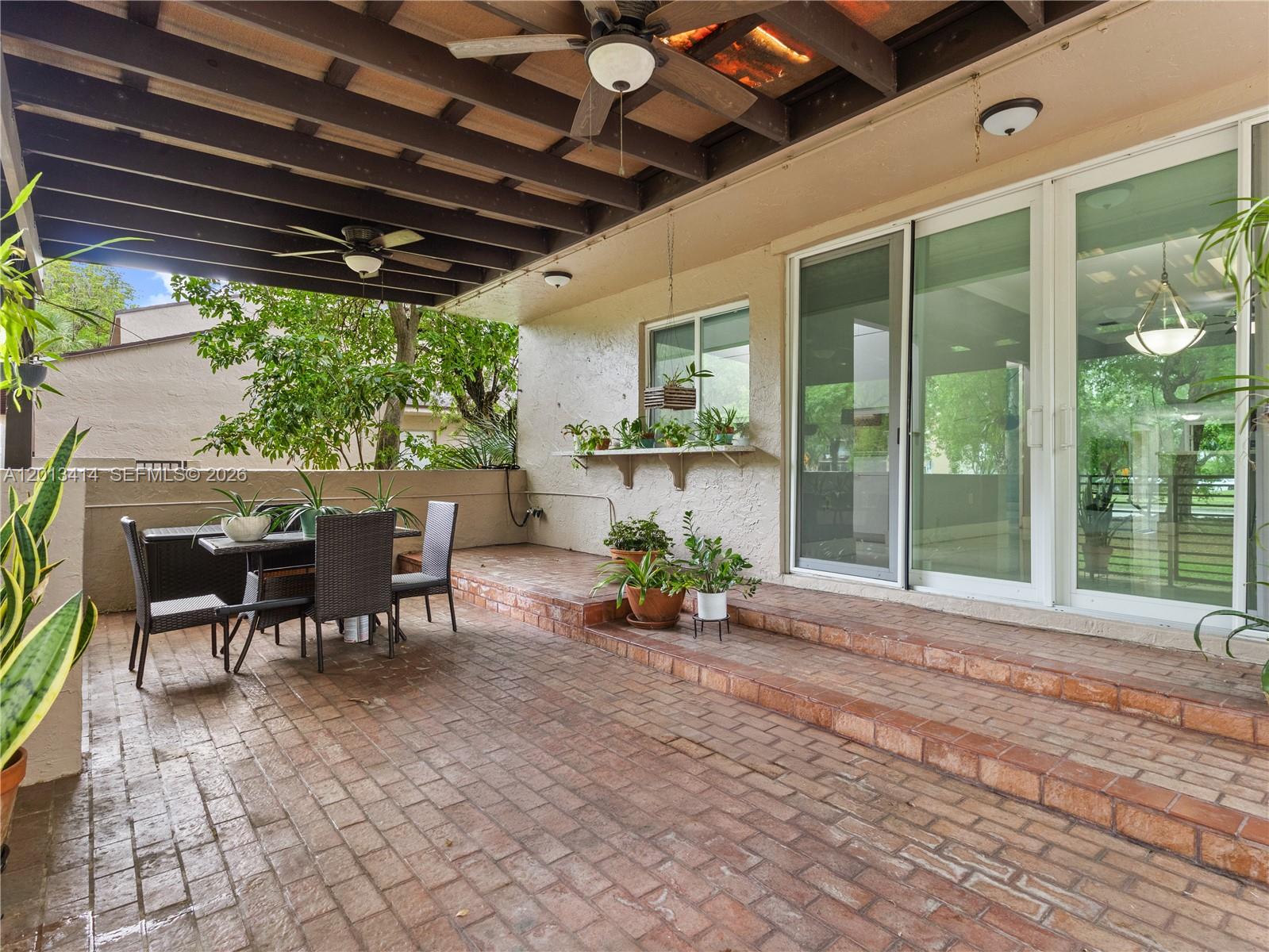 OAKVIEW CONDO NO 2 - Residential Lease
