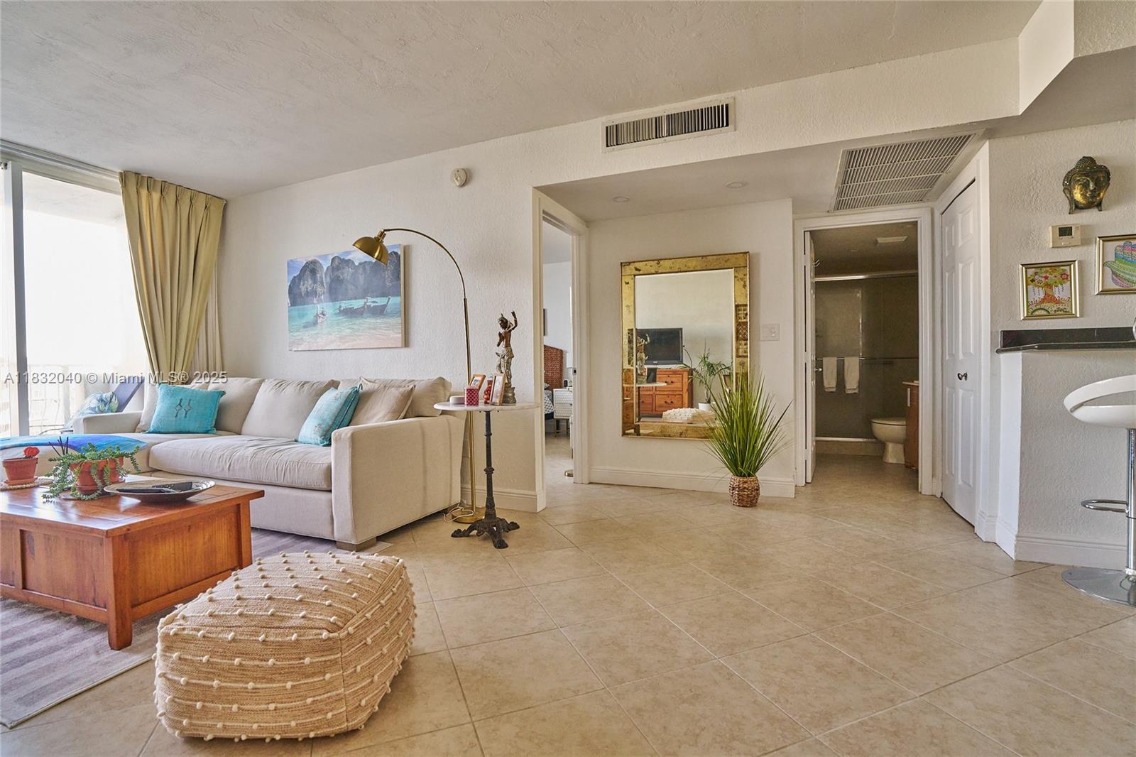 ISLAND POINTE CONDO - Residential