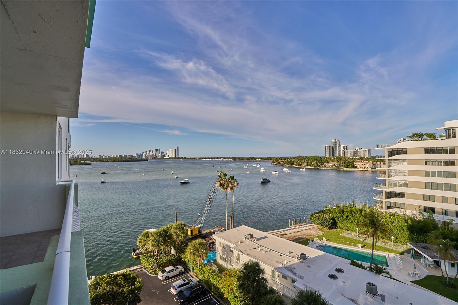 ISLAND POINTE CONDO - Residential