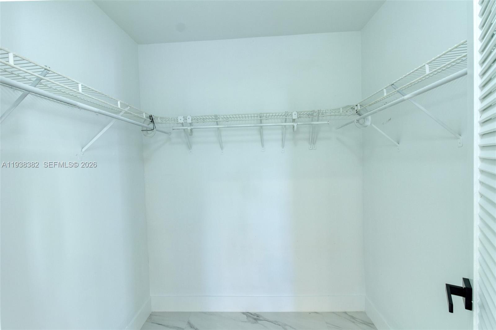 HOLLYWOOD HILLS - Residential Lease