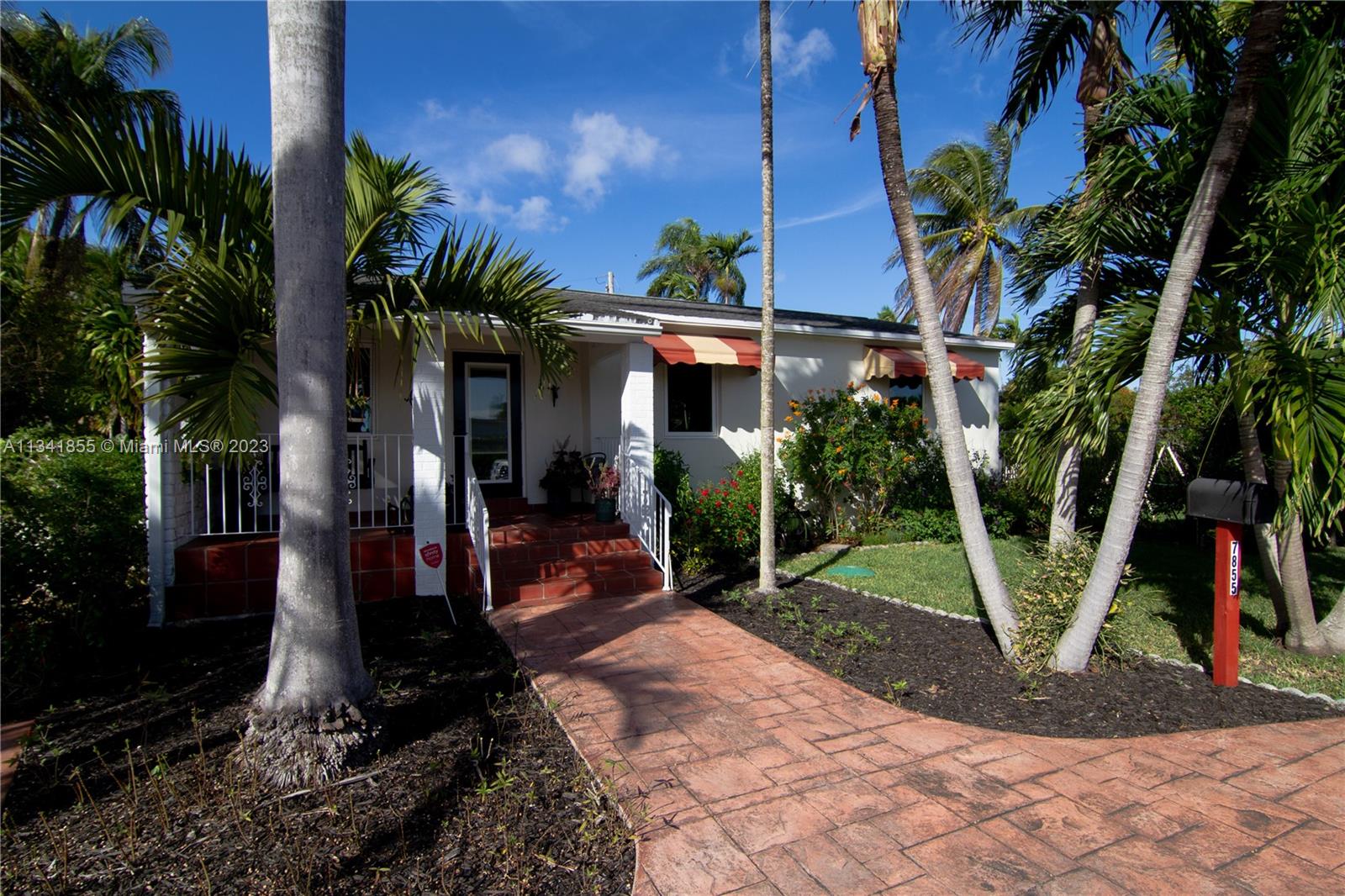 CORAL WAY HOMESITES - Residential