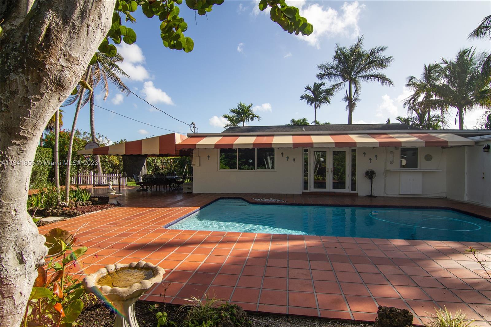 CORAL WAY HOMESITES - Residential