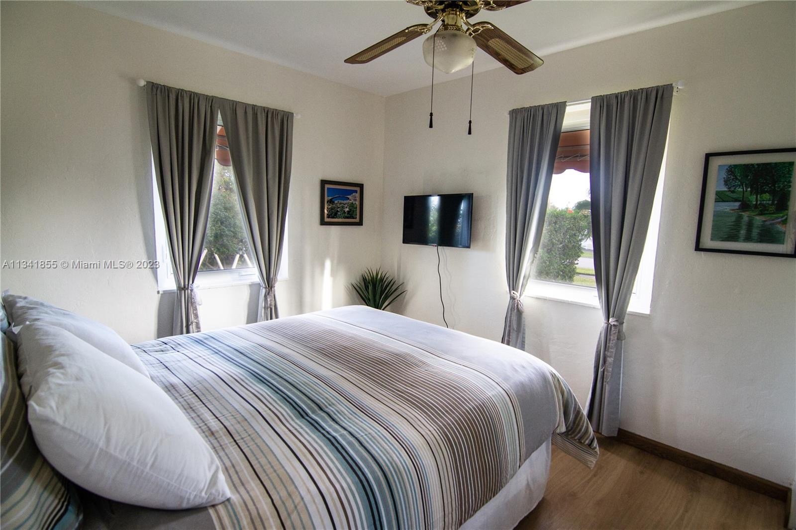 CORAL WAY HOMESITES - Residential