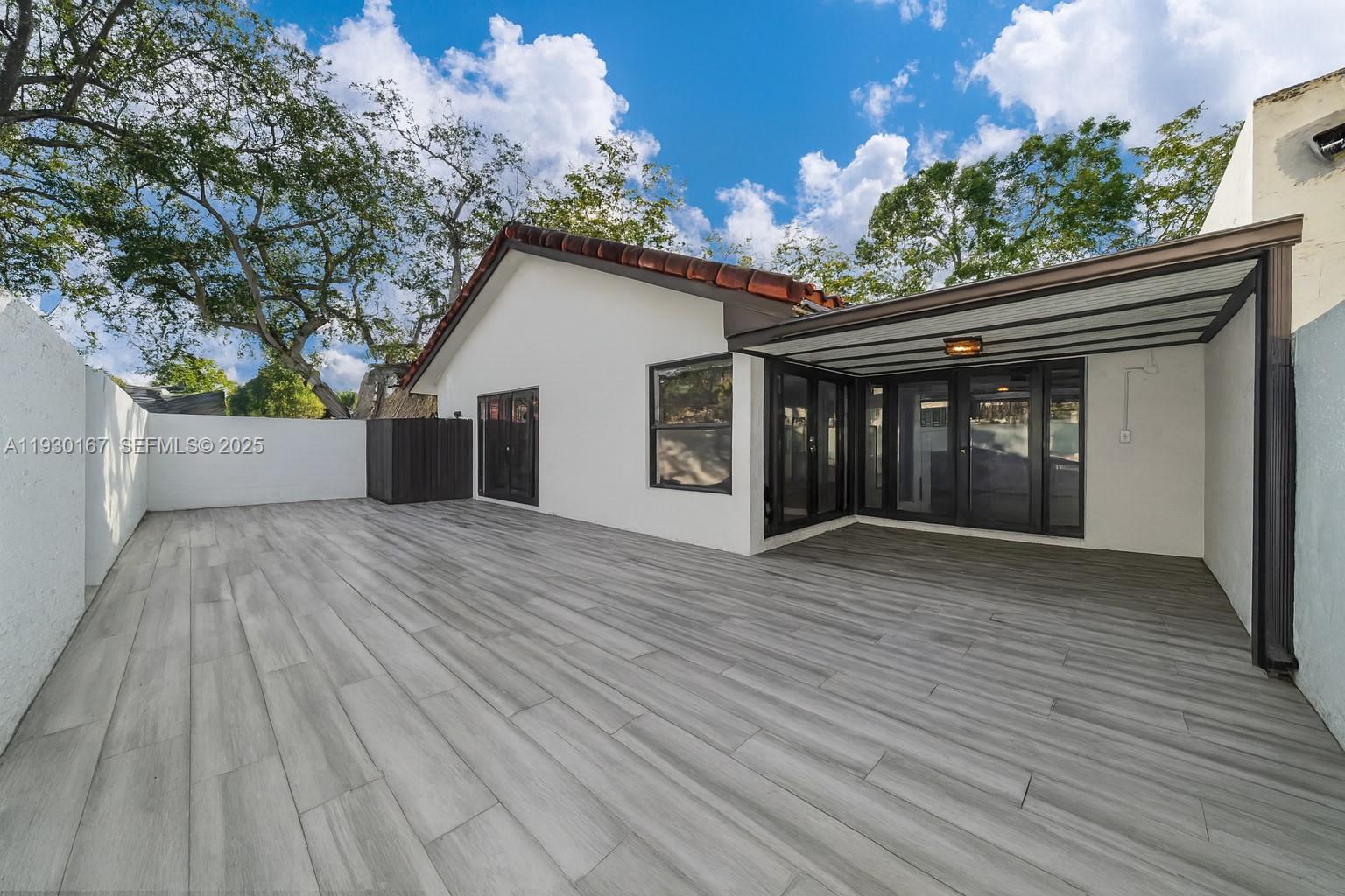 CROSSINGS TWNHSE SEC 1 - Residential Lease