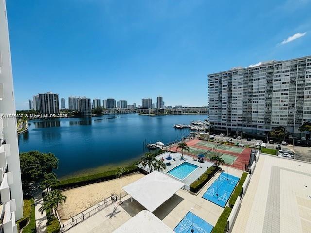 Property for Sale at 2780 Ne 183rd St 810, Aventura, Miami-Dade County, Florida - Bedrooms: 1 
Bathrooms: 1  - $183,000