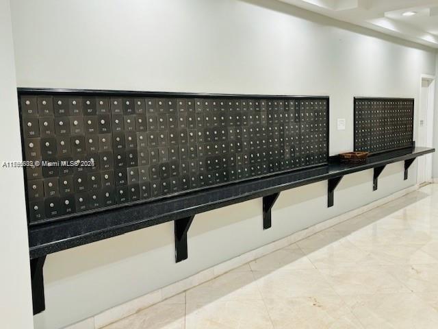 Property for Sale at 2780 Ne 183rd St 810, Aventura, Miami-Dade County, Florida - Bedrooms: 1 
Bathrooms: 1  - $187,000