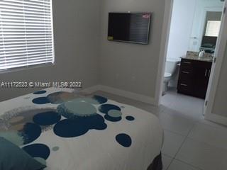 HALLANDALE PARK - Residential Income