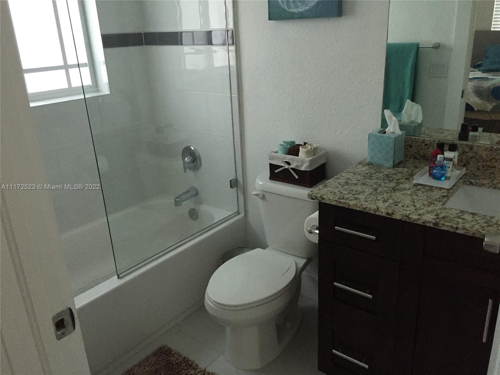 HALLANDALE PARK - Residential Income