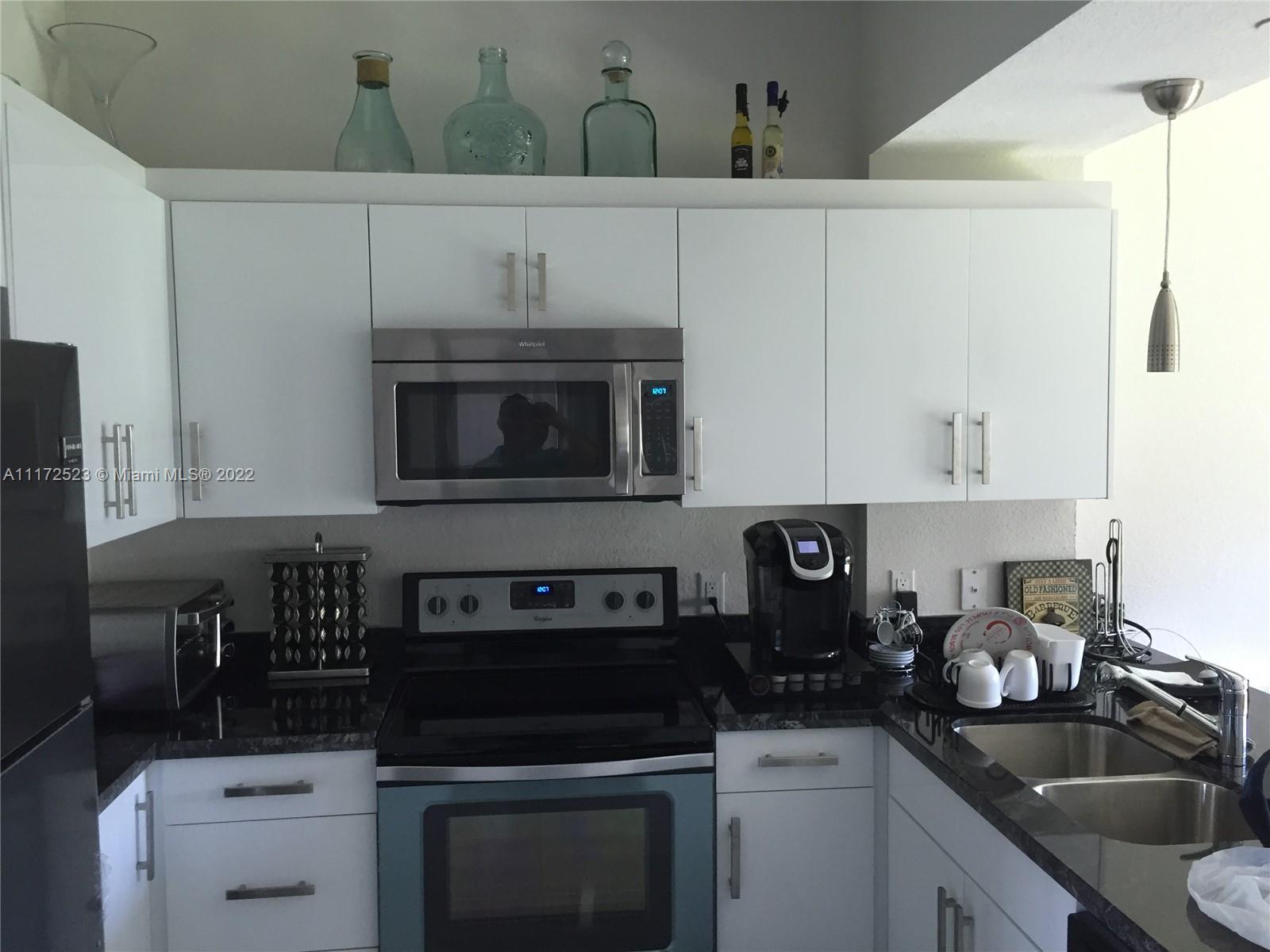 HALLANDALE PARK - Residential Income