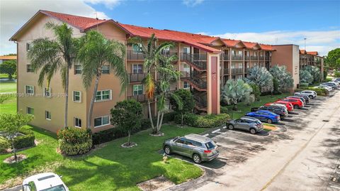 Condominium in Pembroke Pines FL 100 130th Ter.jpg