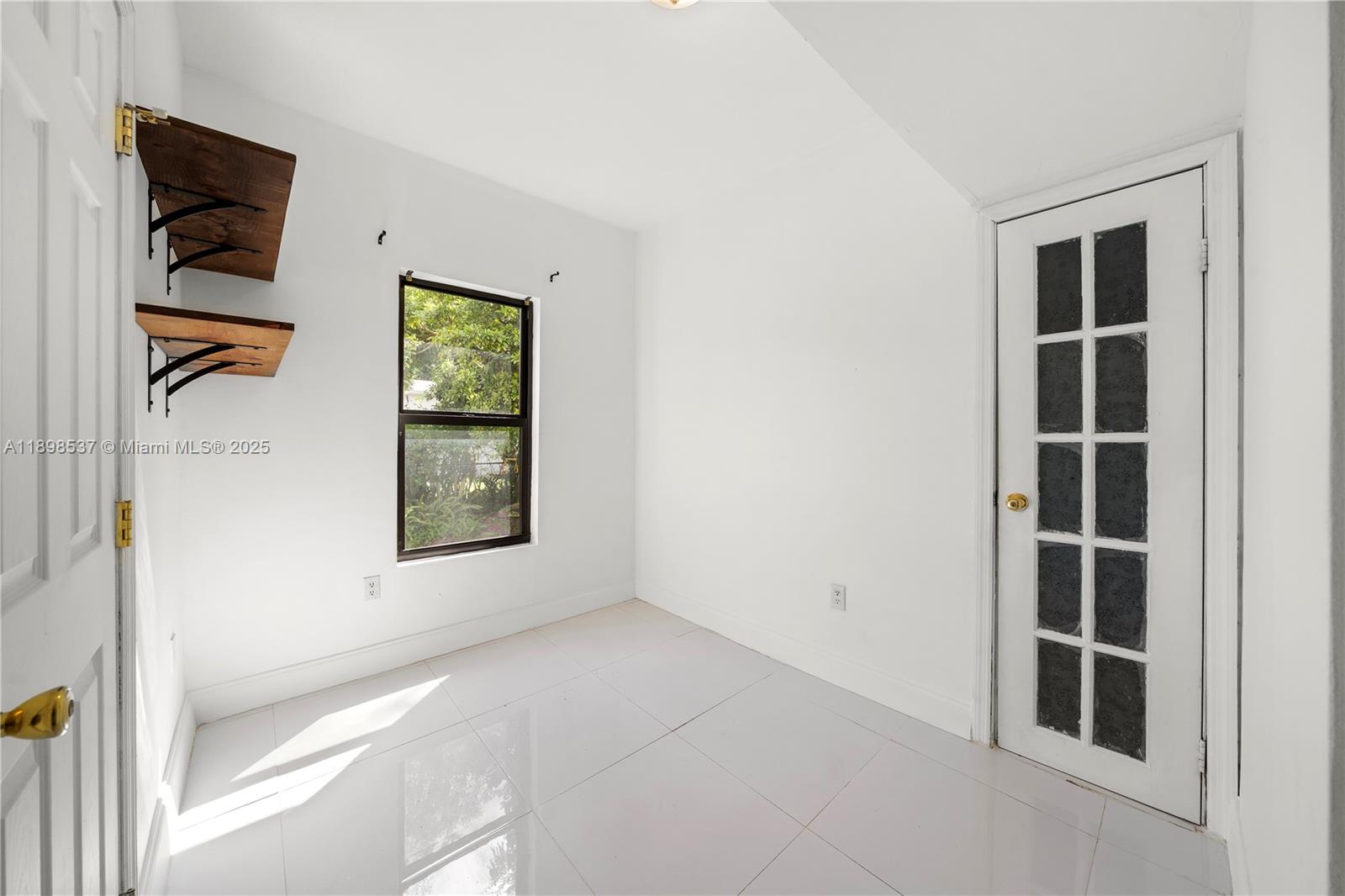 GRIFFING BISC PARK EST - Residential