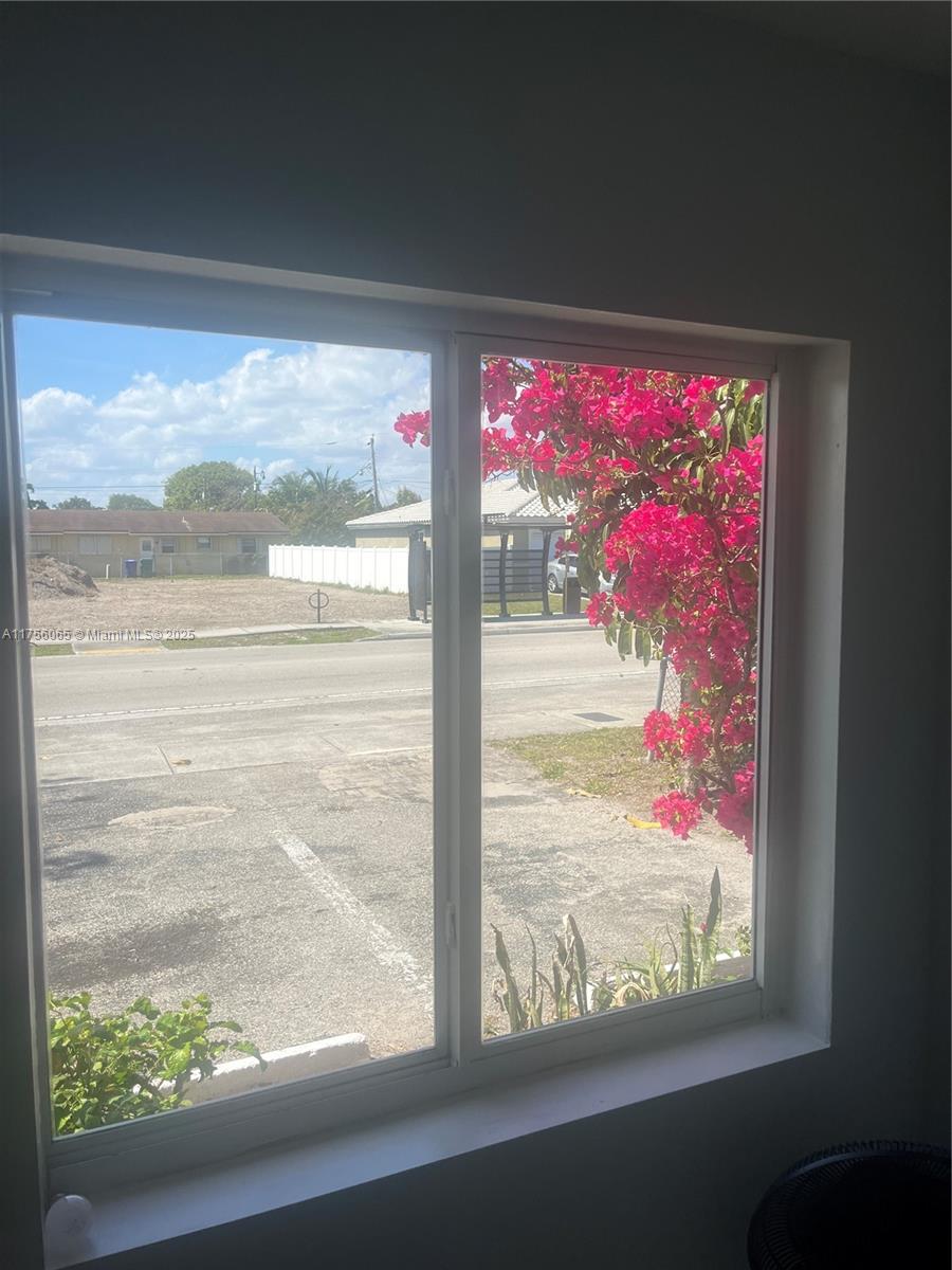1430 NW 27th Ave 1-2