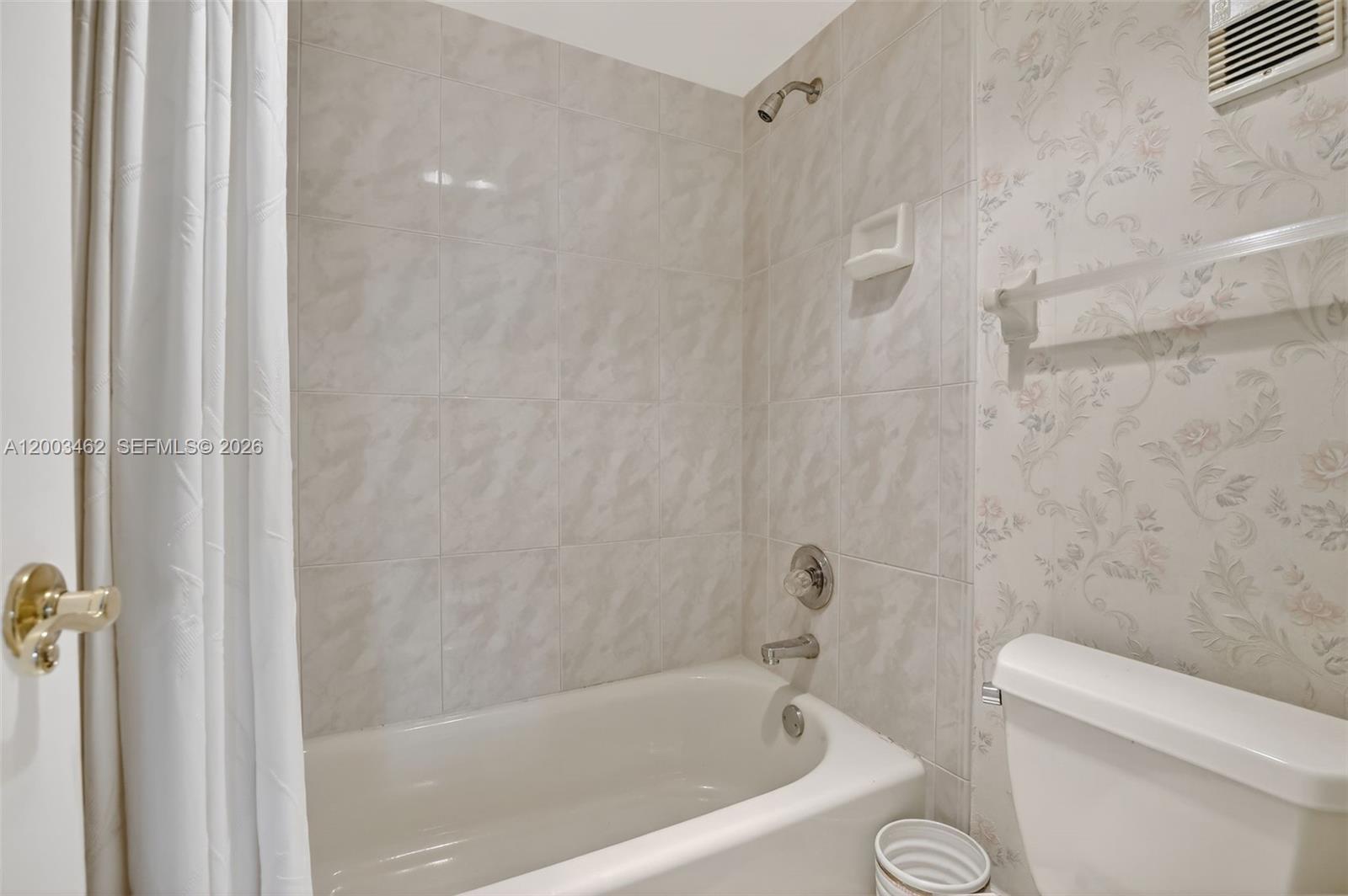 POINCIANA 10 PINE ISLAND - Residential