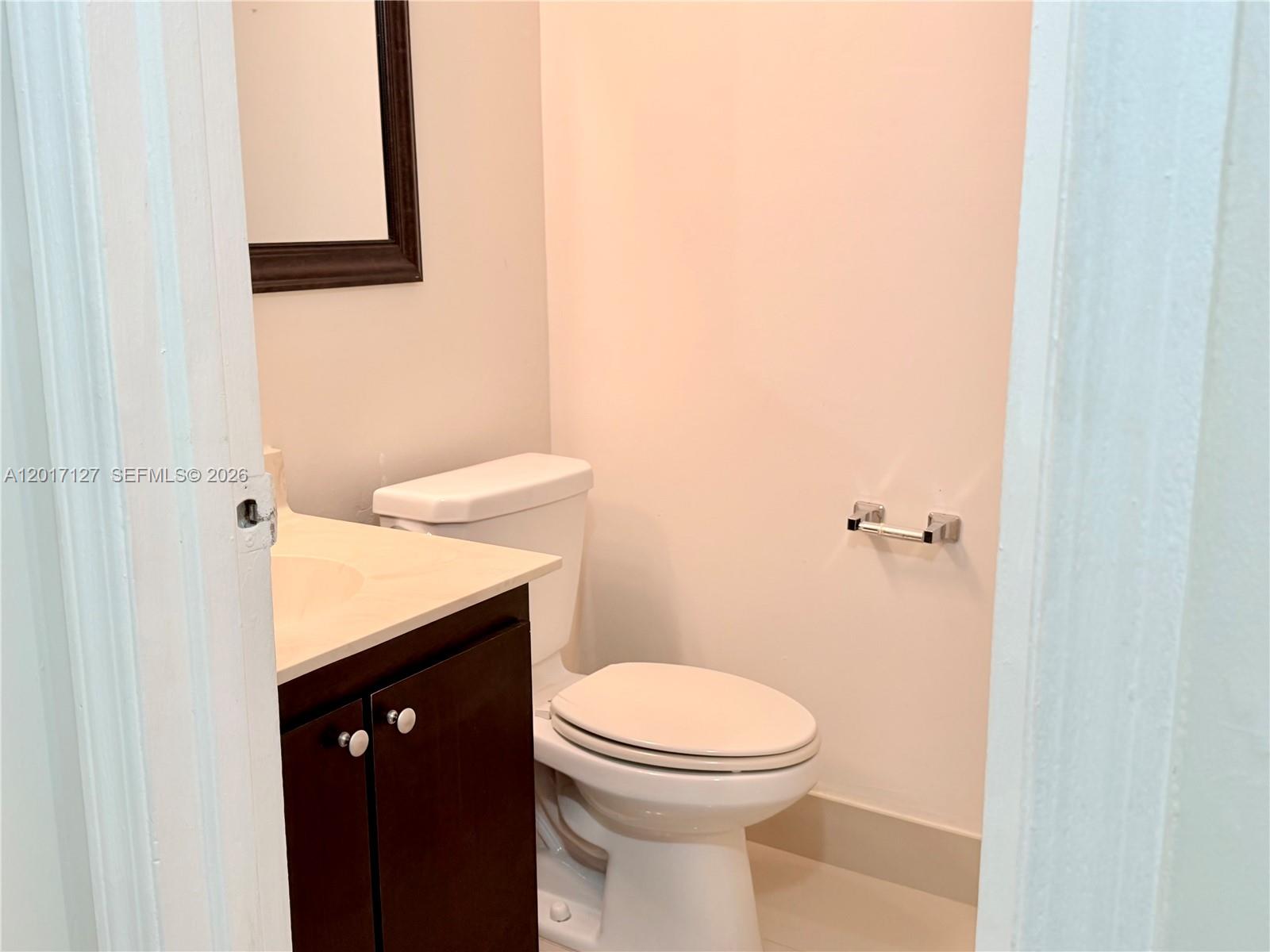 LAGO WEST CONDOMINIUM - Residential Lease