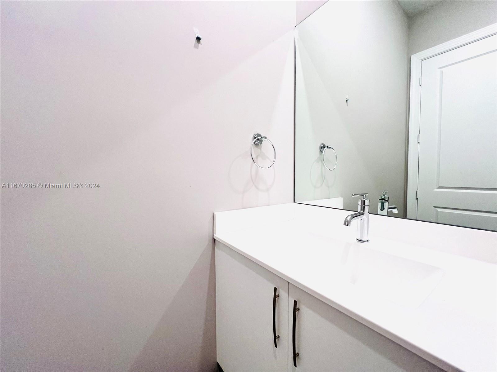PARKLAND BAY - Residential Lease