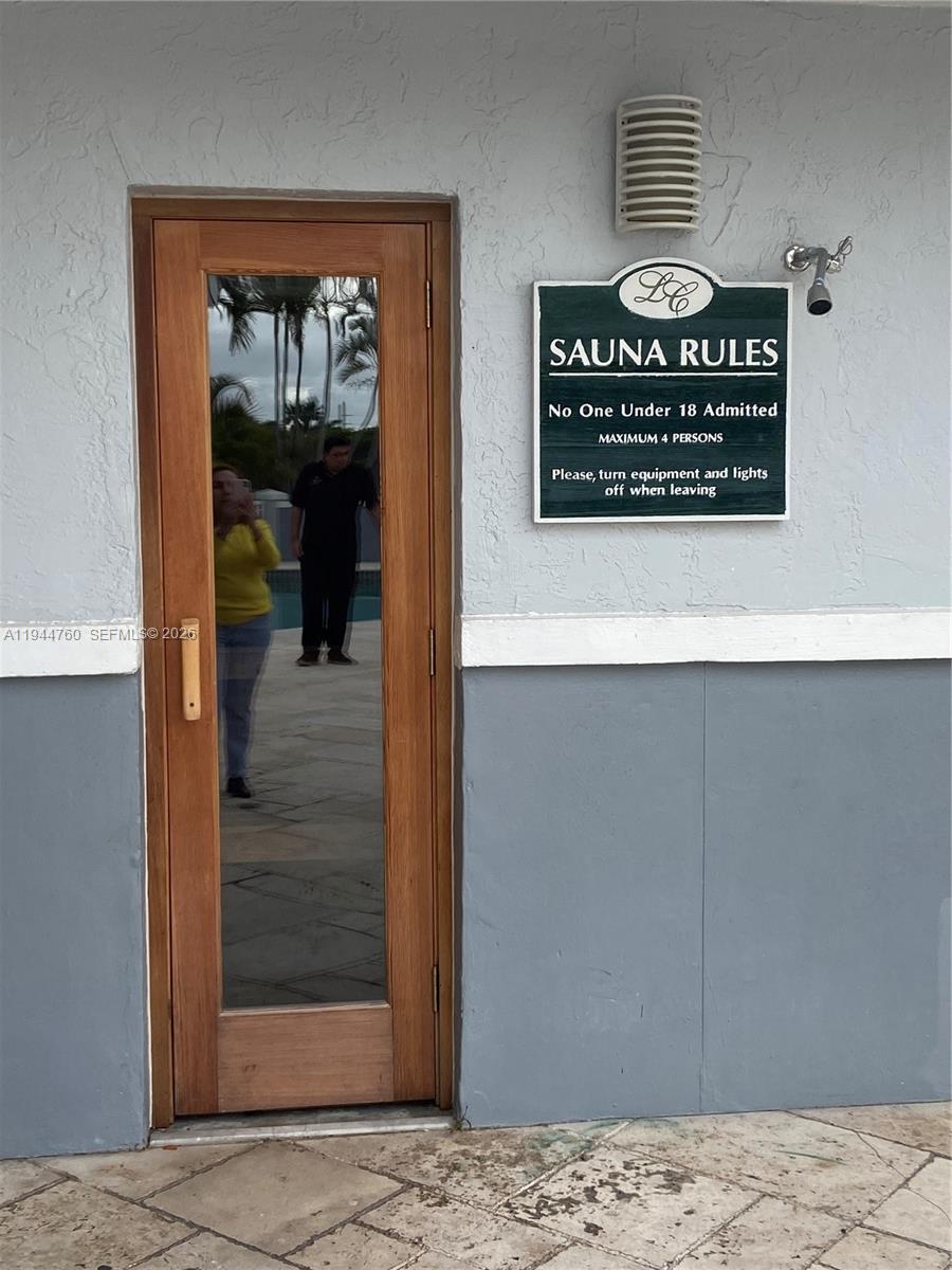 LE CLUB AT OLD CUTLER CON - Residential