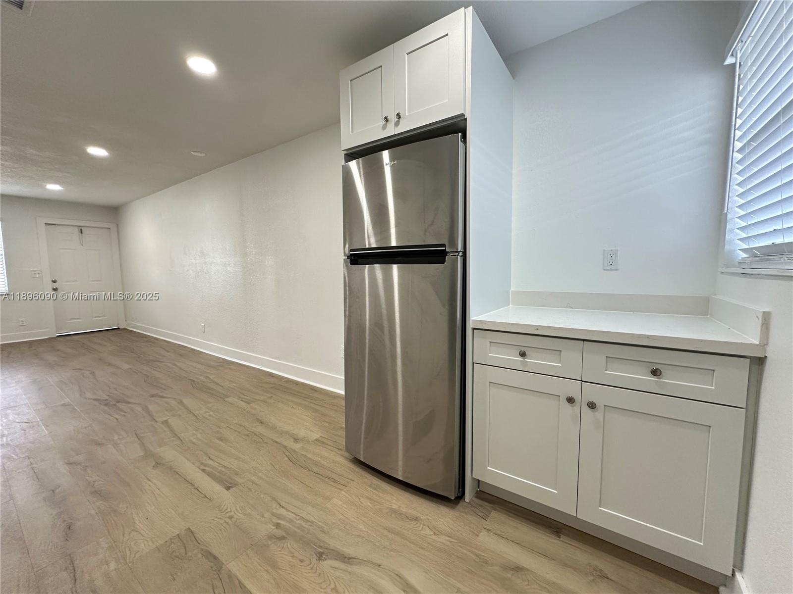 TOWN OF HALLANDALE B-13 - Residential Lease