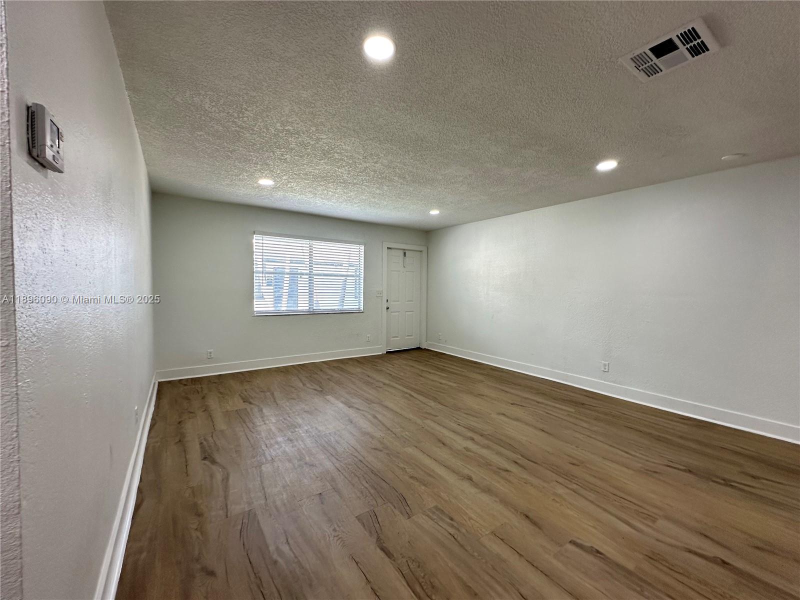 TOWN OF HALLANDALE B-13 - Residential Lease