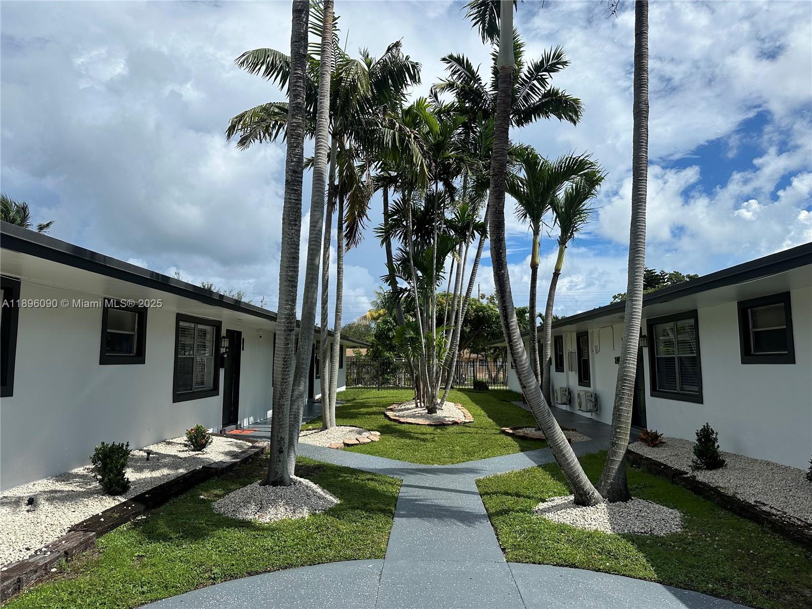 TOWN OF HALLANDALE B-13 - Residential Lease