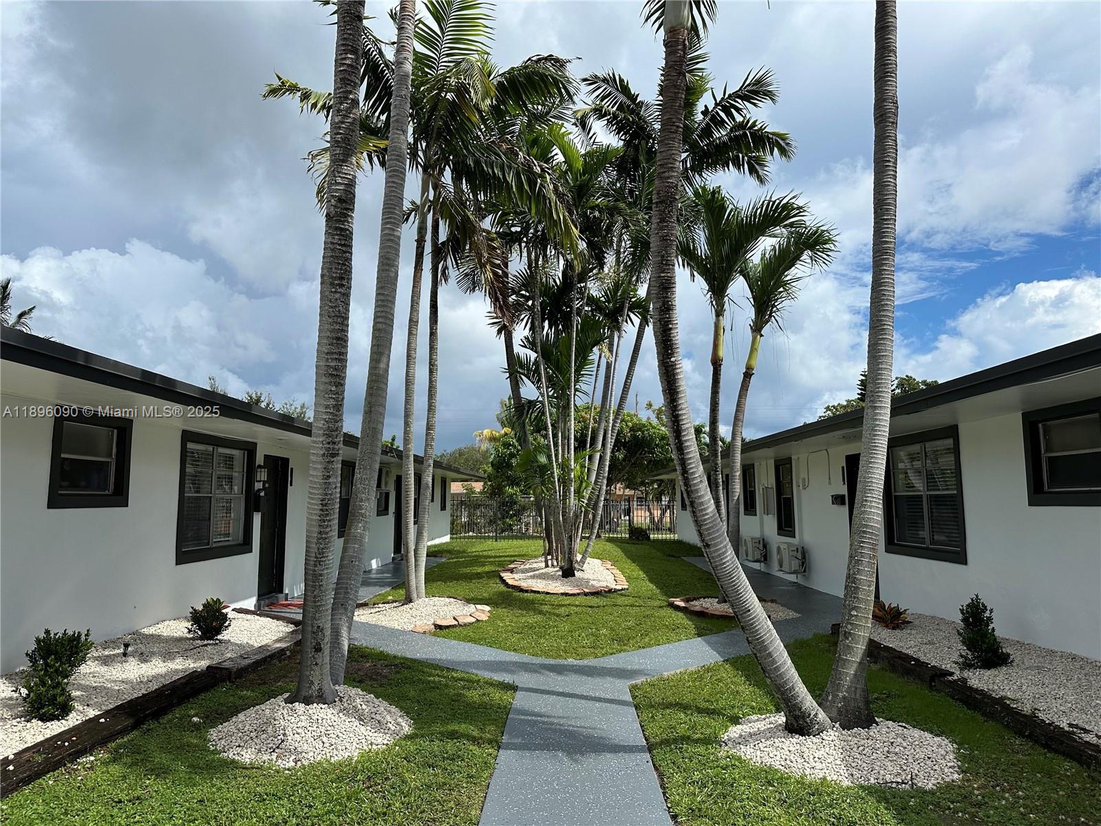 TOWN OF HALLANDALE B-13 - Residential Lease