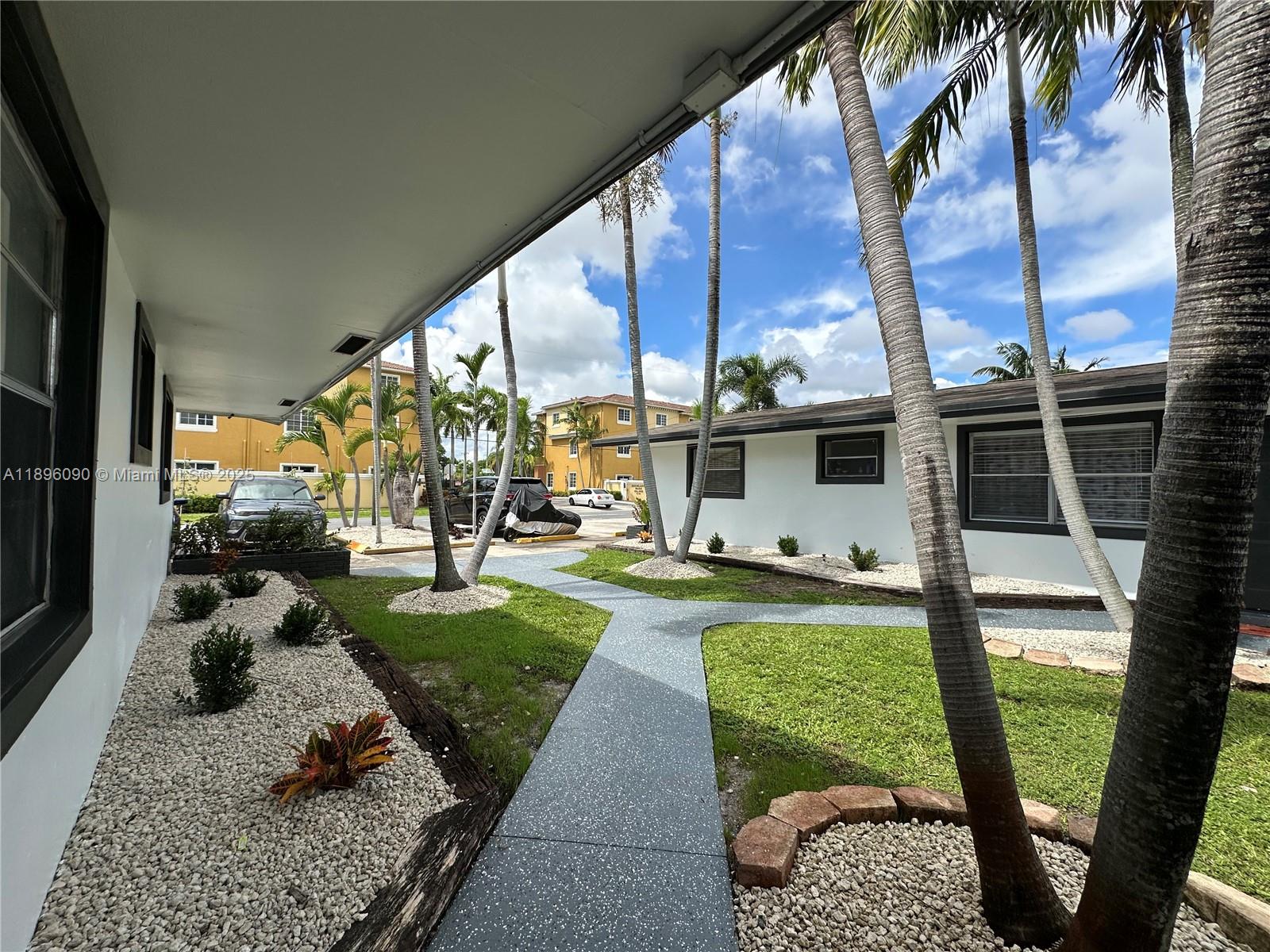 TOWN OF HALLANDALE B-13 - Residential Lease