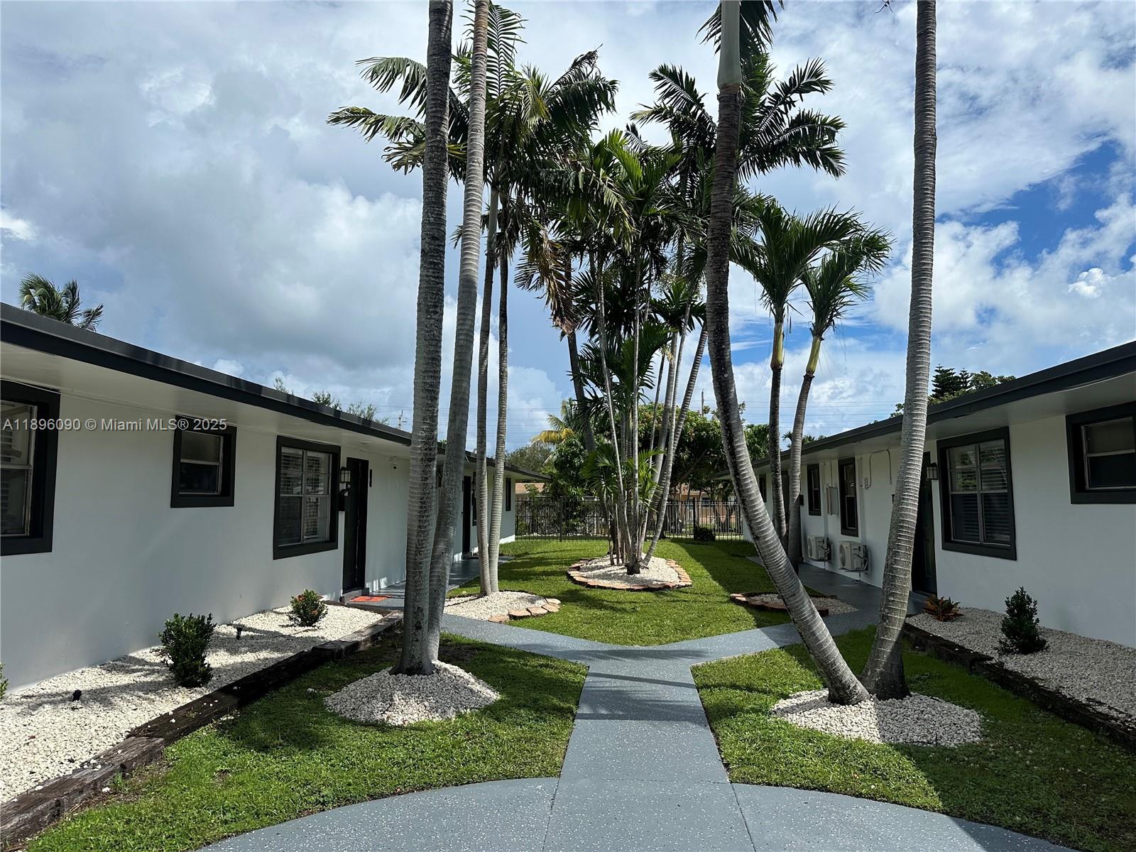 TOWN OF HALLANDALE B-13 - Residential Lease