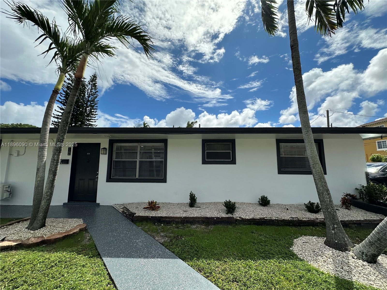 TOWN OF HALLANDALE B-13 - Residential Lease