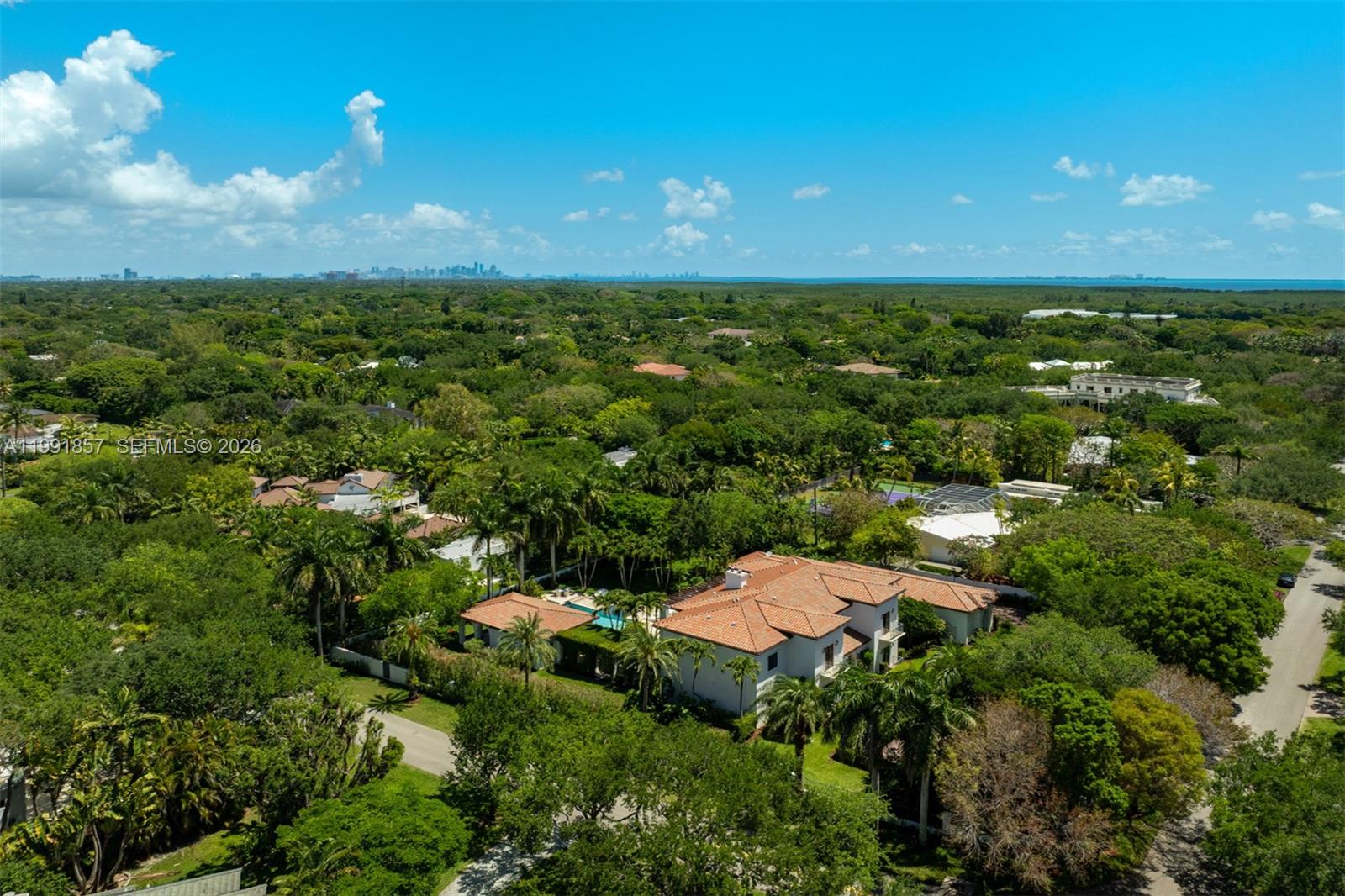 TOWN & RANCH ESTS - Residential