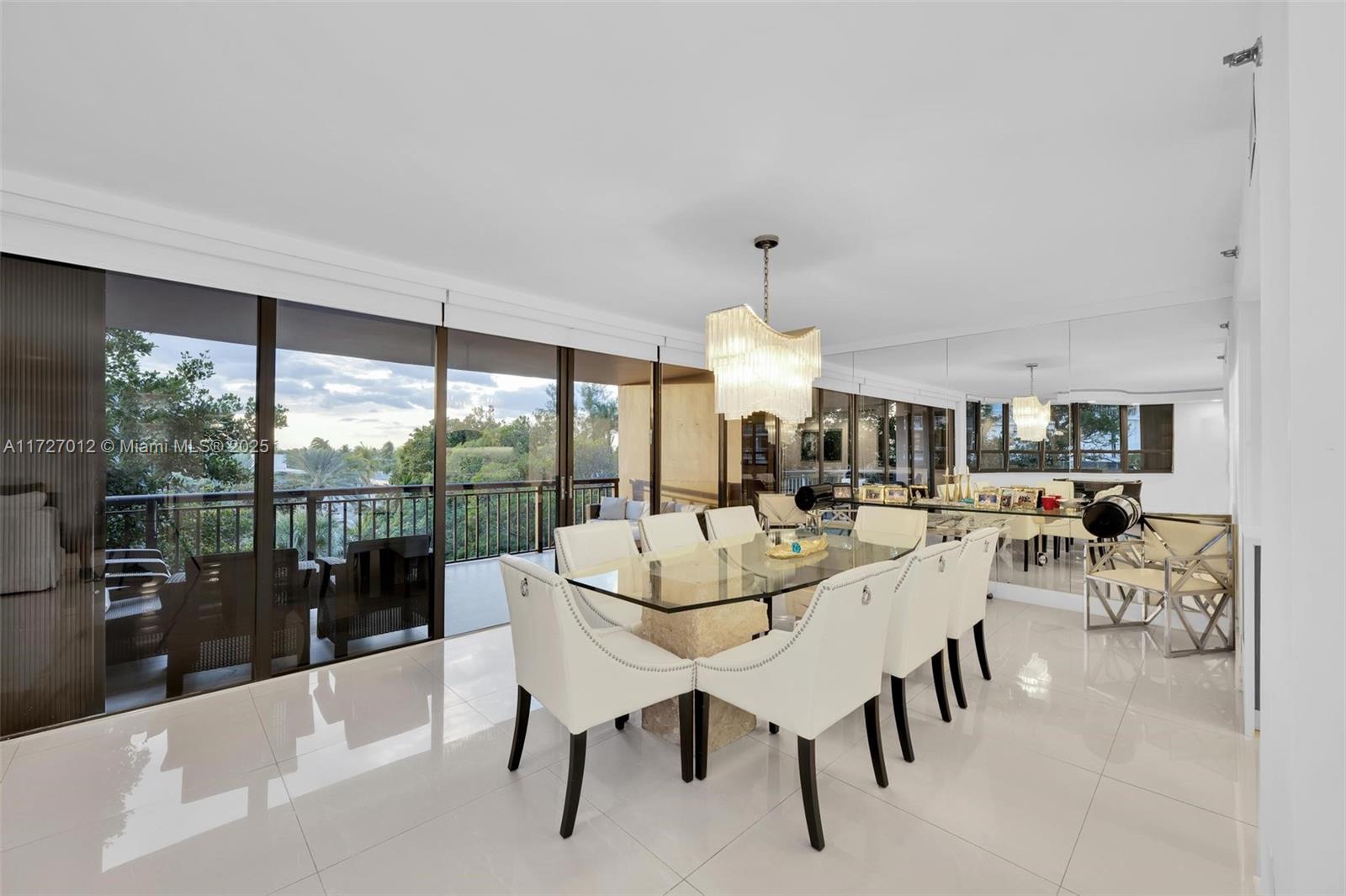 10175 Collins Ave 308
