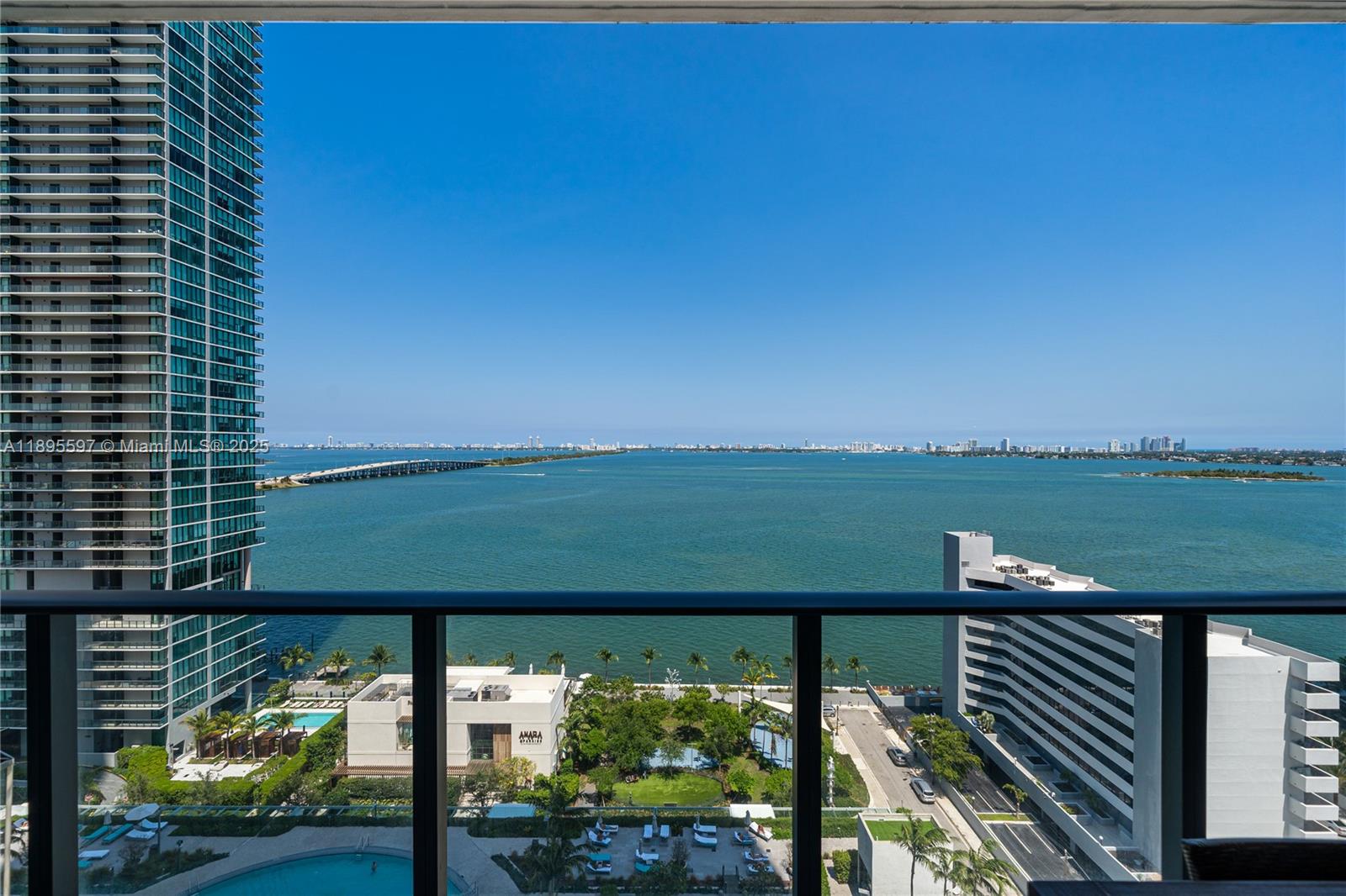GRAN PARAISO CONDO - Residential
