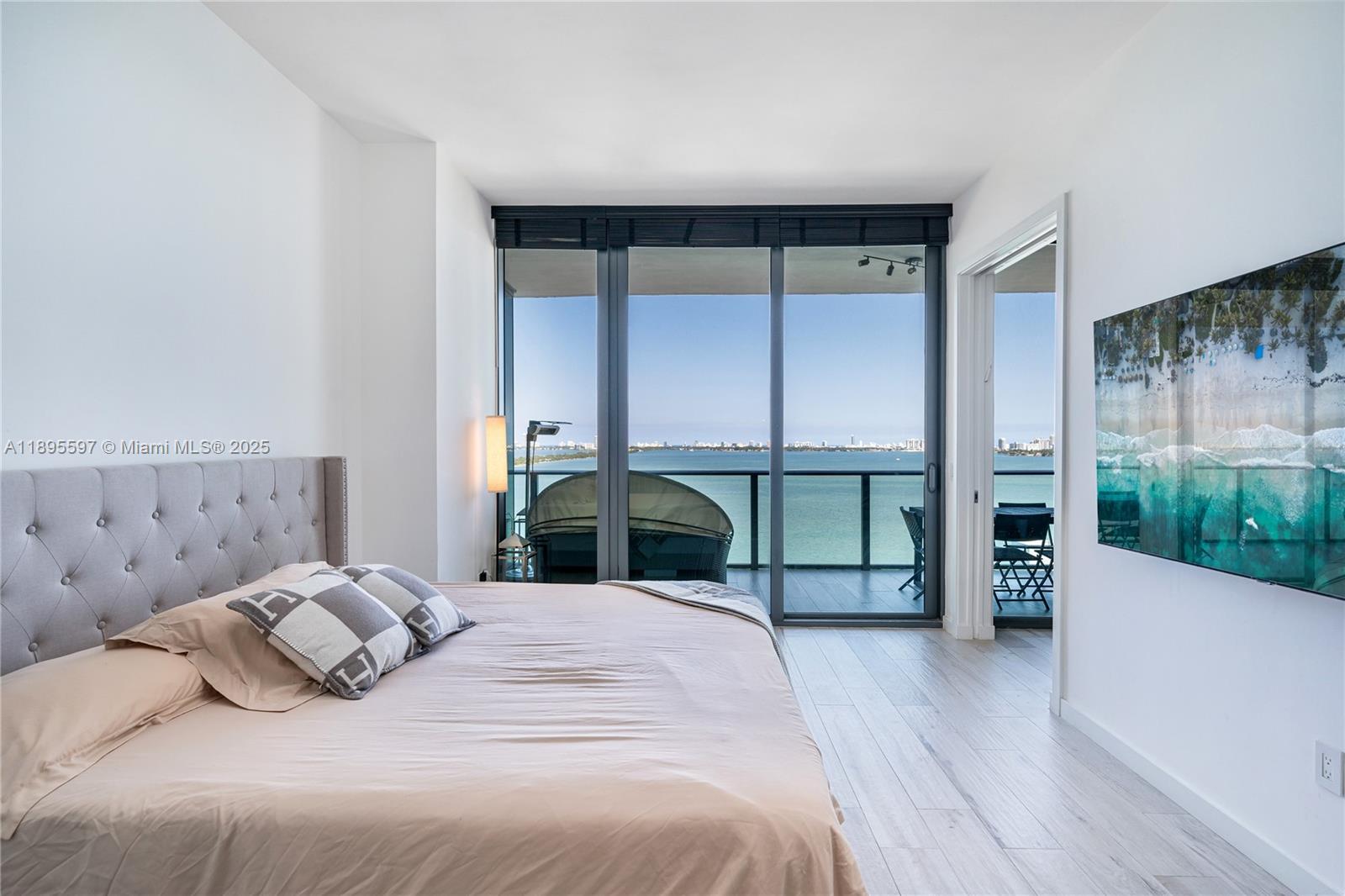 GRAN PARAISO CONDO - Residential