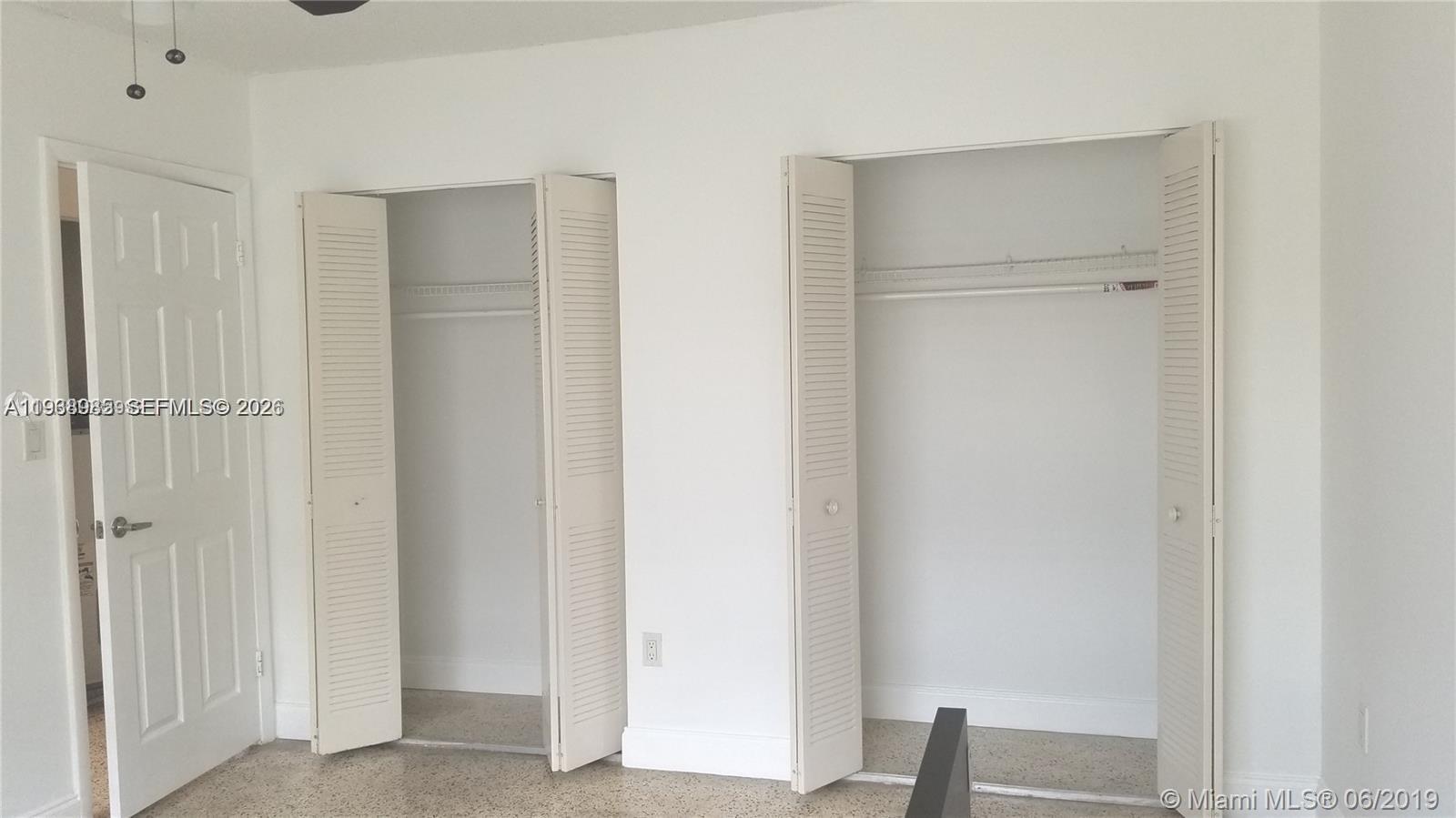 Guernica Condo - Residential