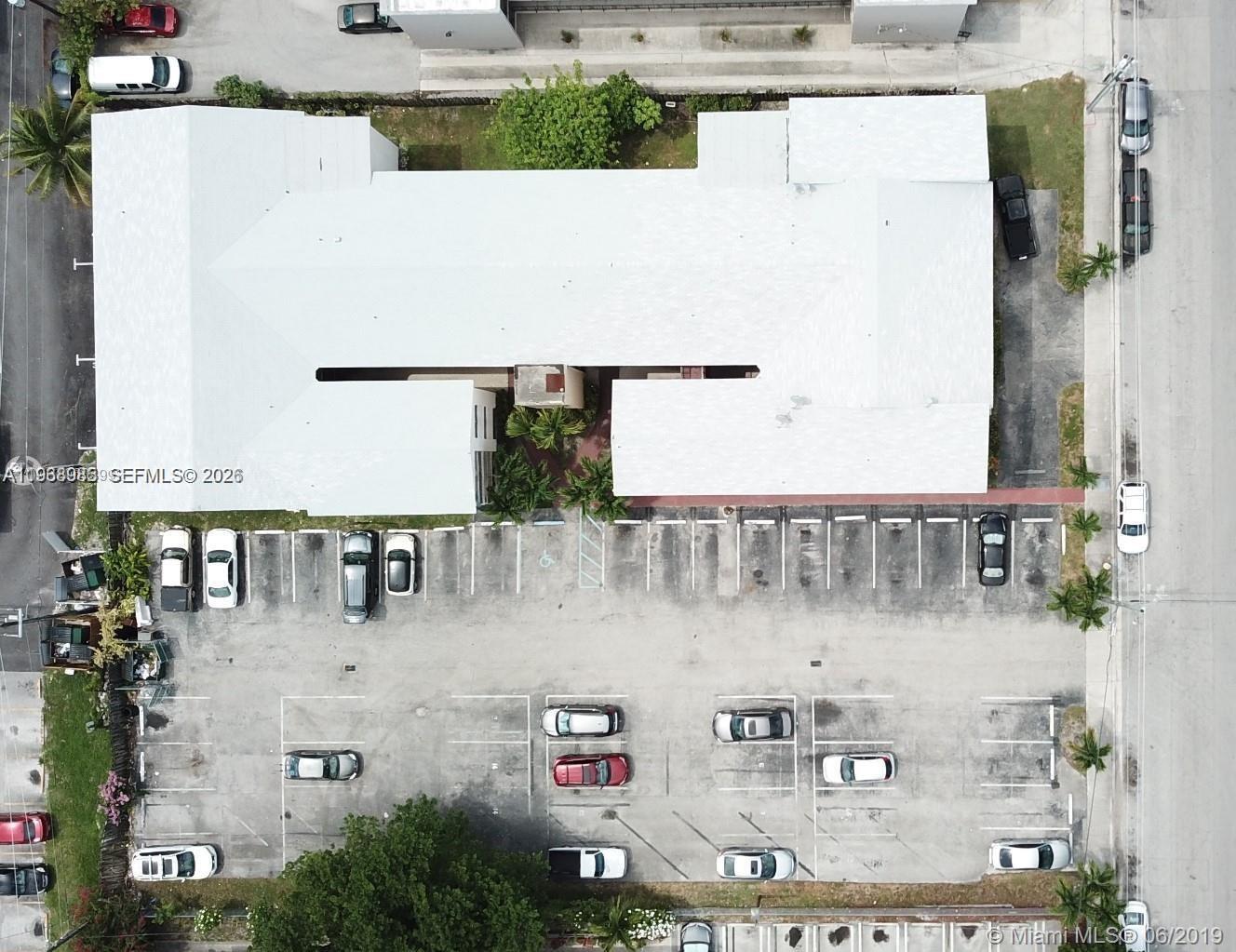 Guernica Condo - Residential