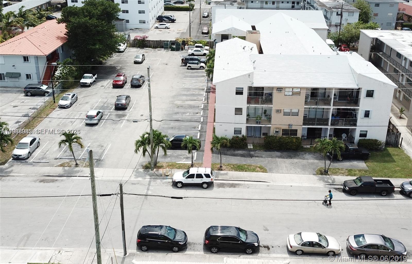 Guernica Condo - Residential