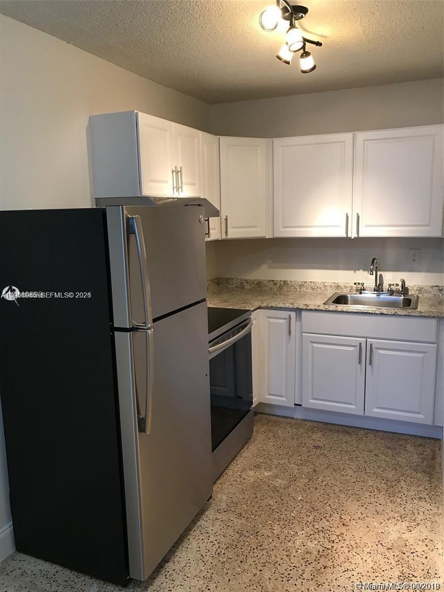 Guernica Condo - Residential