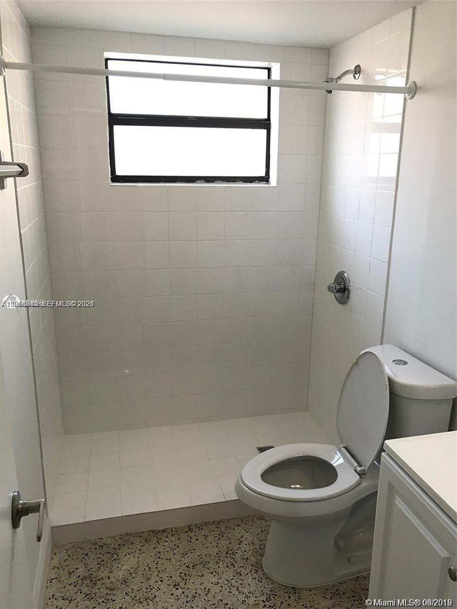 Guernica Condo - Residential