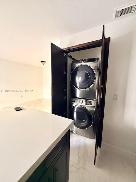 GARDENGATE TOWNHOMES I CO - Residential Lease